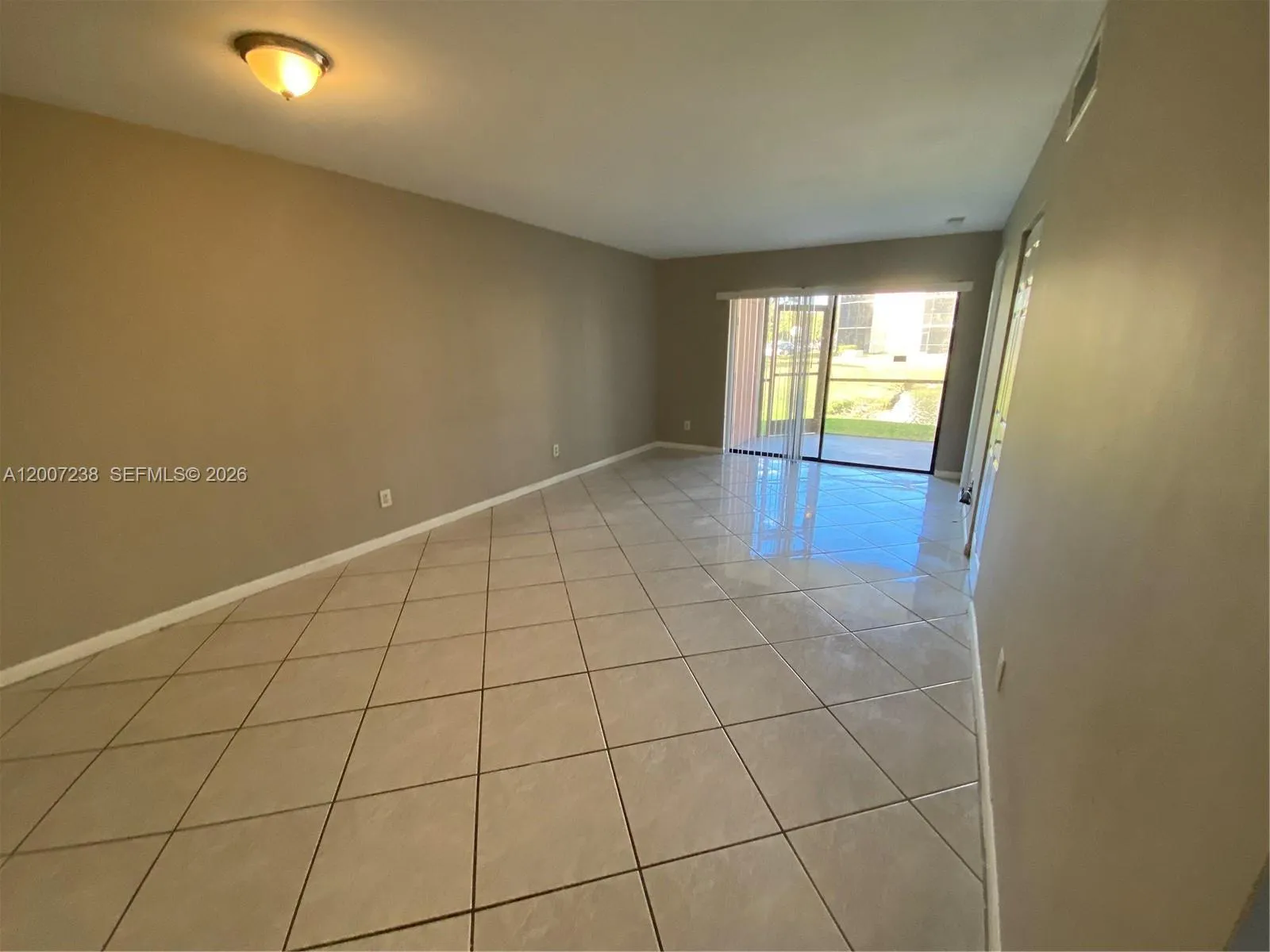 3399 Foxcroft Rd 103, Miramar, Florida 33025, Miramar, Florida 33025, 2 Bedrooms Bedrooms, ,2 BathroomsBathrooms,Residential Lease,For Rent,3399 Foxcroft Rd 103, Miramar, Florida 33025,A12007238