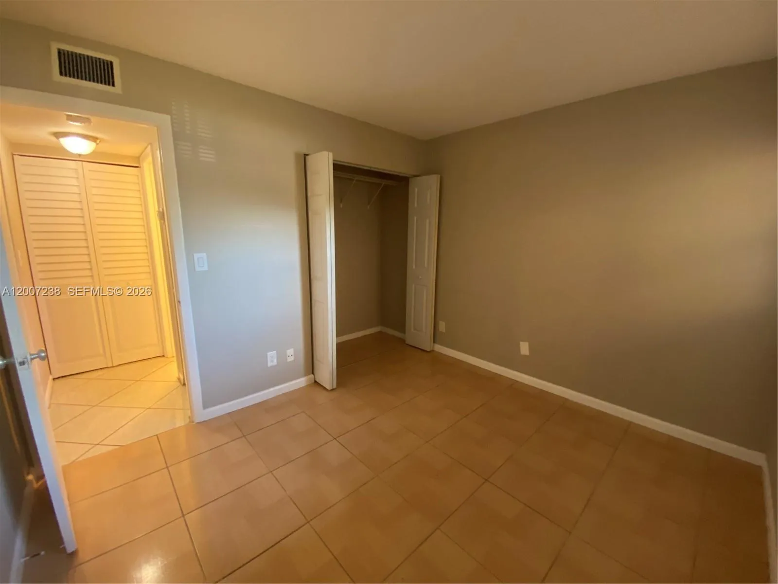 3399 Foxcroft Rd 103, Miramar, Florida 33025, Miramar, Florida 33025, 2 Bedrooms Bedrooms, ,2 BathroomsBathrooms,Residential Lease,For Rent,3399 Foxcroft Rd 103, Miramar, Florida 33025,A12007238