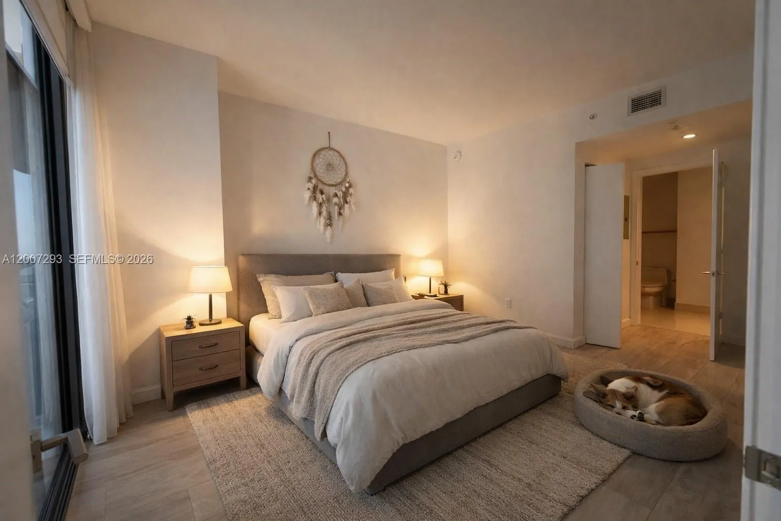 55 Sw 9th St 1809, Miami, Florida 33130, Miami, Florida 33130, 1 Bedroom Bedrooms, ,1 BathroomBathrooms,Residential Lease,For Rent,55 Sw 9th St 1809, Miami, Florida 33130,A12007293