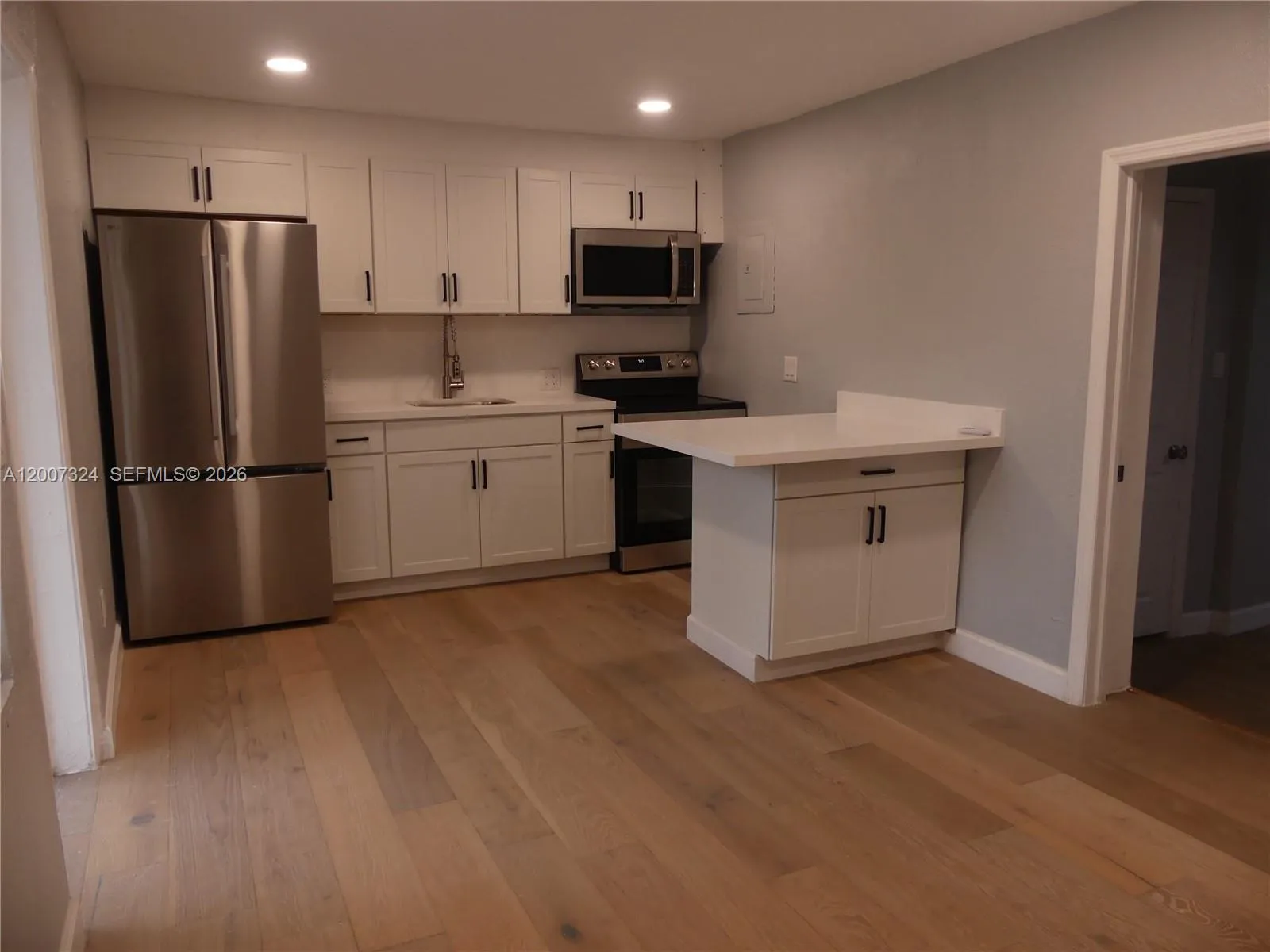 161-165 Nw 40th St 4, Oakland Park, Florida 33309, Oakland Park, Florida 33309, 1 Bedroom Bedrooms, ,1 BathroomBathrooms,Residential Lease,For Rent,161-165 Nw 40th St 4, Oakland Park, Florida 33309,A12007324