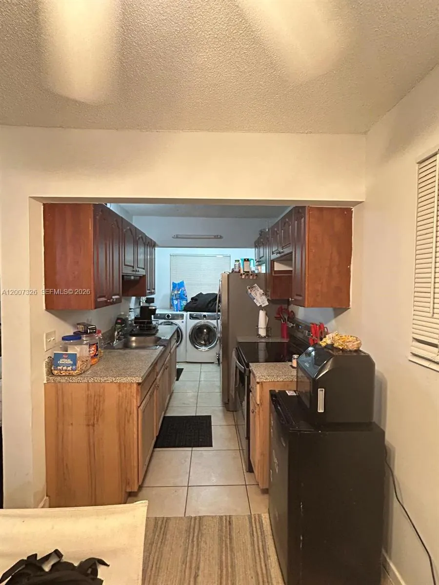 1100 Ne 1st Ct 104, Hallandale Beach, Florida 3300, Hallandale Beach, Florida 33009, 1 Bedroom Bedrooms, ,1 BathroomBathrooms,Residential,For Sale,1100 Ne 1st Ct 104, Hallandale Beach, Florida 3300,A12007326
