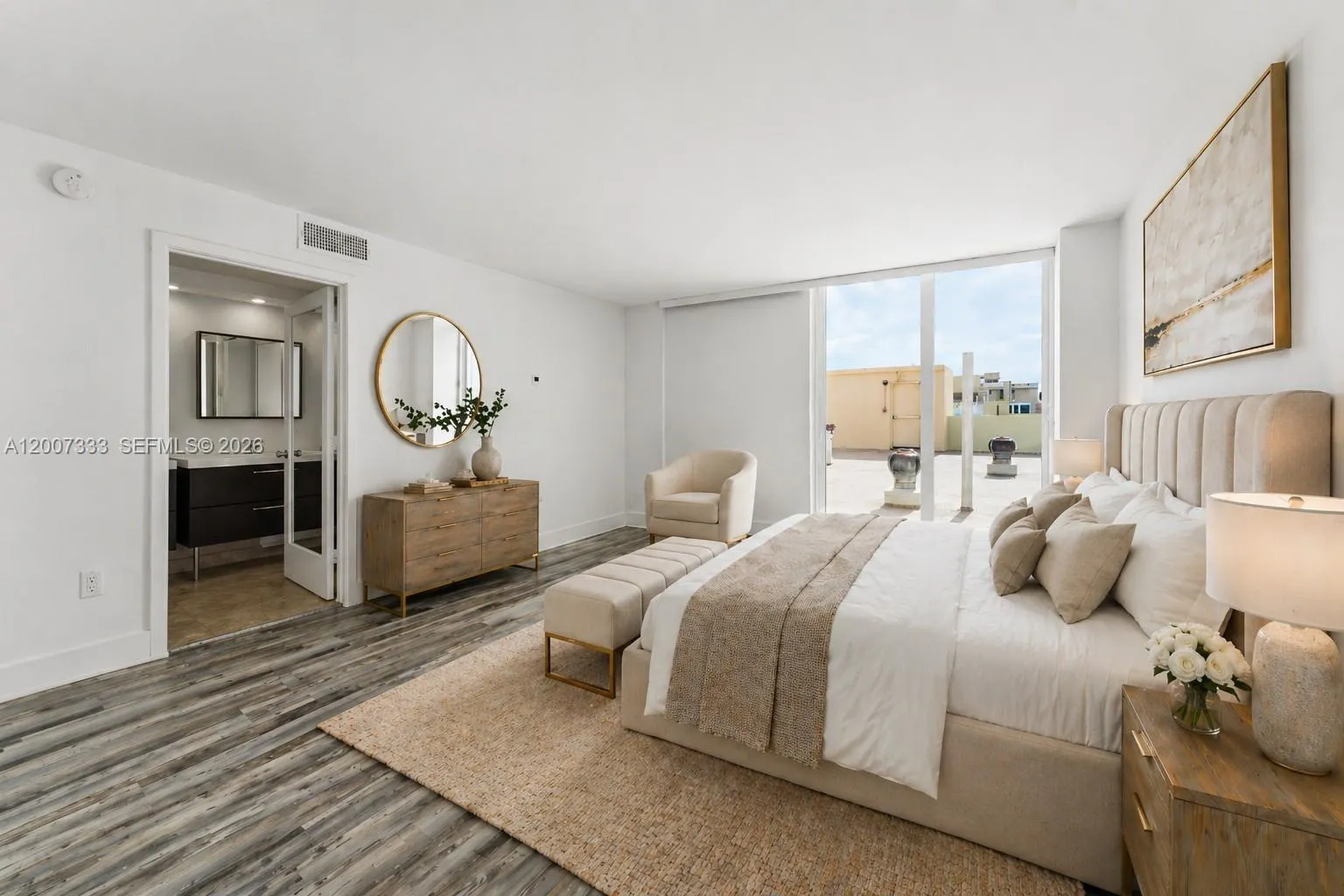 Master bedroom View 2 Stage
