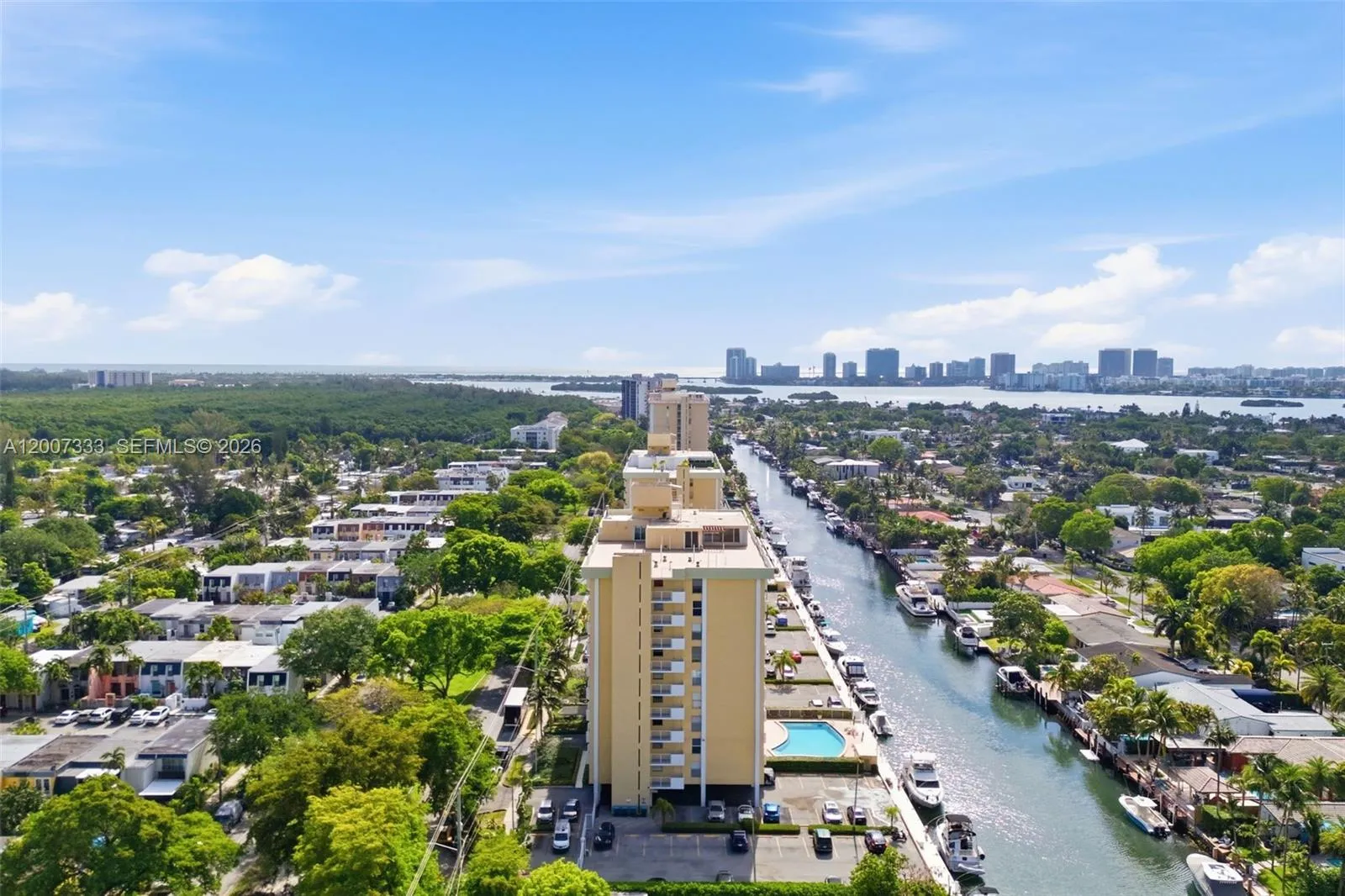 2000 Ne 135th St Ph, North Miami, Florida 33181, North Miami, Florida 33181, 3 Bedrooms Bedrooms, ,2 BathroomsBathrooms,Residential,For Sale,2000 Ne 135th St Ph, North Miami, Florida 33181,A12007333