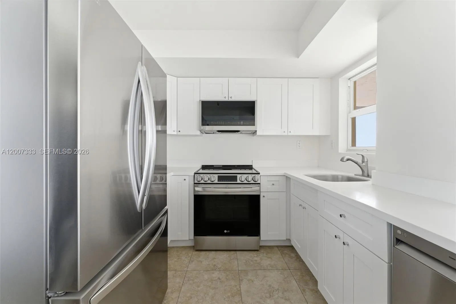 2000 Ne 135th St Ph, North Miami, Florida 33181, North Miami, Florida 33181, 3 Bedrooms Bedrooms, ,2 BathroomsBathrooms,Residential,For Sale,2000 Ne 135th St Ph, North Miami, Florida 33181,A12007333