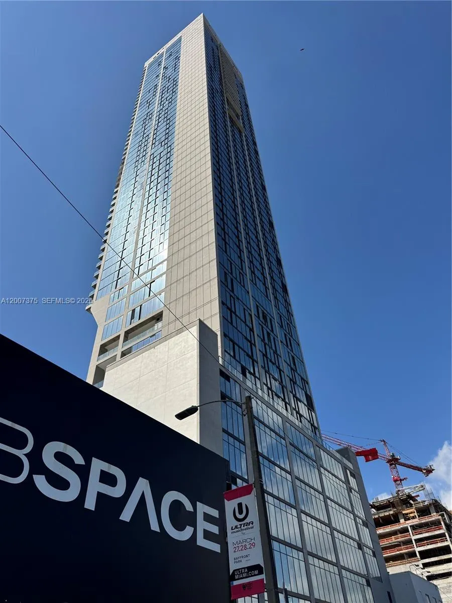 20 Ne 11th St 3006b, Miami, Florida 33132, Miami, Florida 33132, ,1 BathroomBathrooms,Residential,For Sale,20 Ne 11th St 3006b, Miami, Florida 33132,A12007375