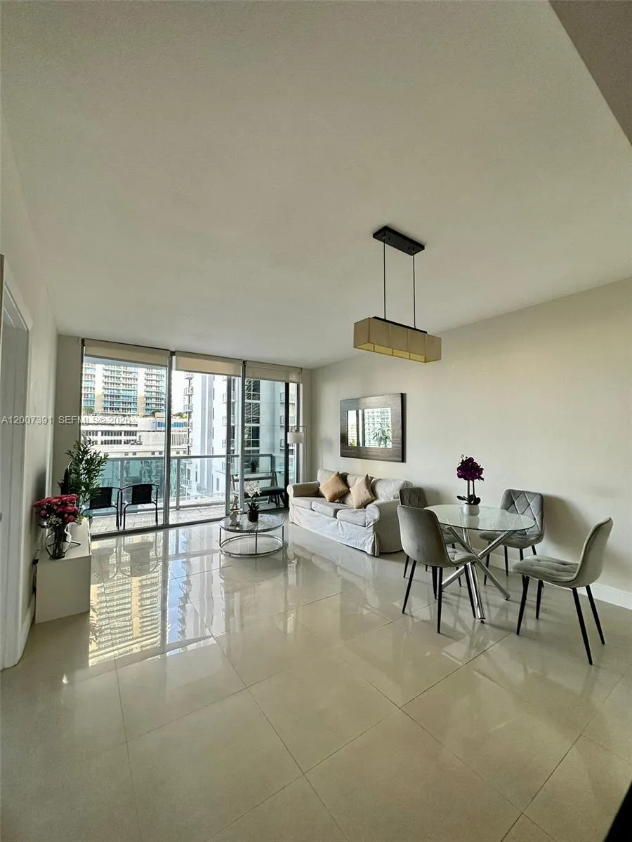 1050 Brickell Ave 1504, Miami, Florida 33131, Miami, Florida 33131, 1 Bedroom Bedrooms, ,1 BathroomBathrooms,Residential Lease,For Rent,1050 Brickell Ave 1504, Miami, Florida 33131,A12007391