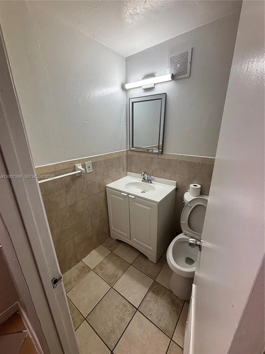 7841 Johnson St 123, Pembroke Pines, Florida 33024, Pembroke Pines, Florida 33024, ,1 BathroomBathrooms,Residential Lease,For Rent,7841 Johnson St 123, Pembroke Pines, Florida 33024,A12007396