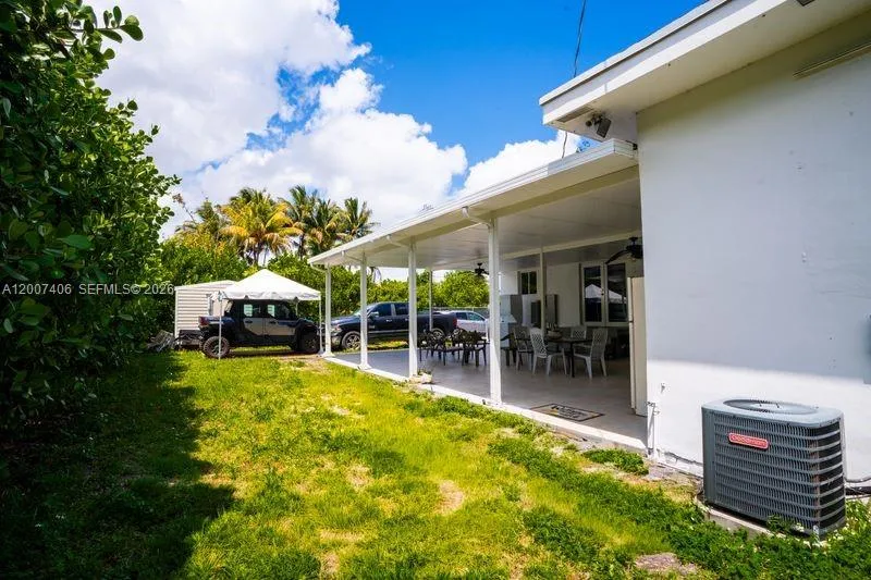 5290 Palm Ave, Hialeah, Florida 33012, Hialeah, Florida 33012, 3 Bedrooms Bedrooms, ,2 BathroomsBathrooms,Residential,For Sale,5290 Palm Ave, Hialeah, Florida 33012,A12007406