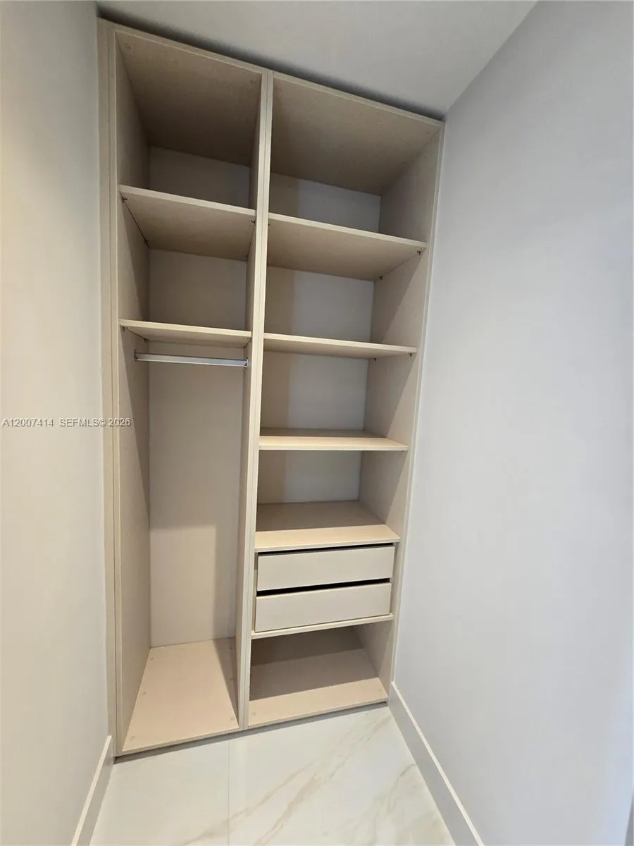 700 Ne 24 St 3104, Miami, Florida 33137, Miami, Florida 33137, 1 Bedroom Bedrooms, ,2 BathroomsBathrooms,Residential Lease,For Rent,700 Ne 24 St 3104, Miami, Florida 33137,A12007414
