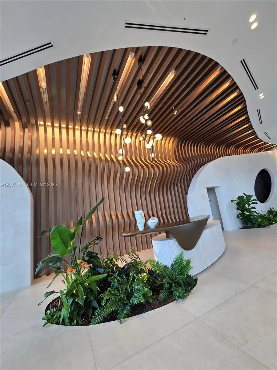 700 Ne 24 St 3104, Miami, Florida 33137, Miami, Florida 33137, 1 Bedroom Bedrooms, ,2 BathroomsBathrooms,Residential Lease,For Rent,700 Ne 24 St 3104, Miami, Florida 33137,A12007414