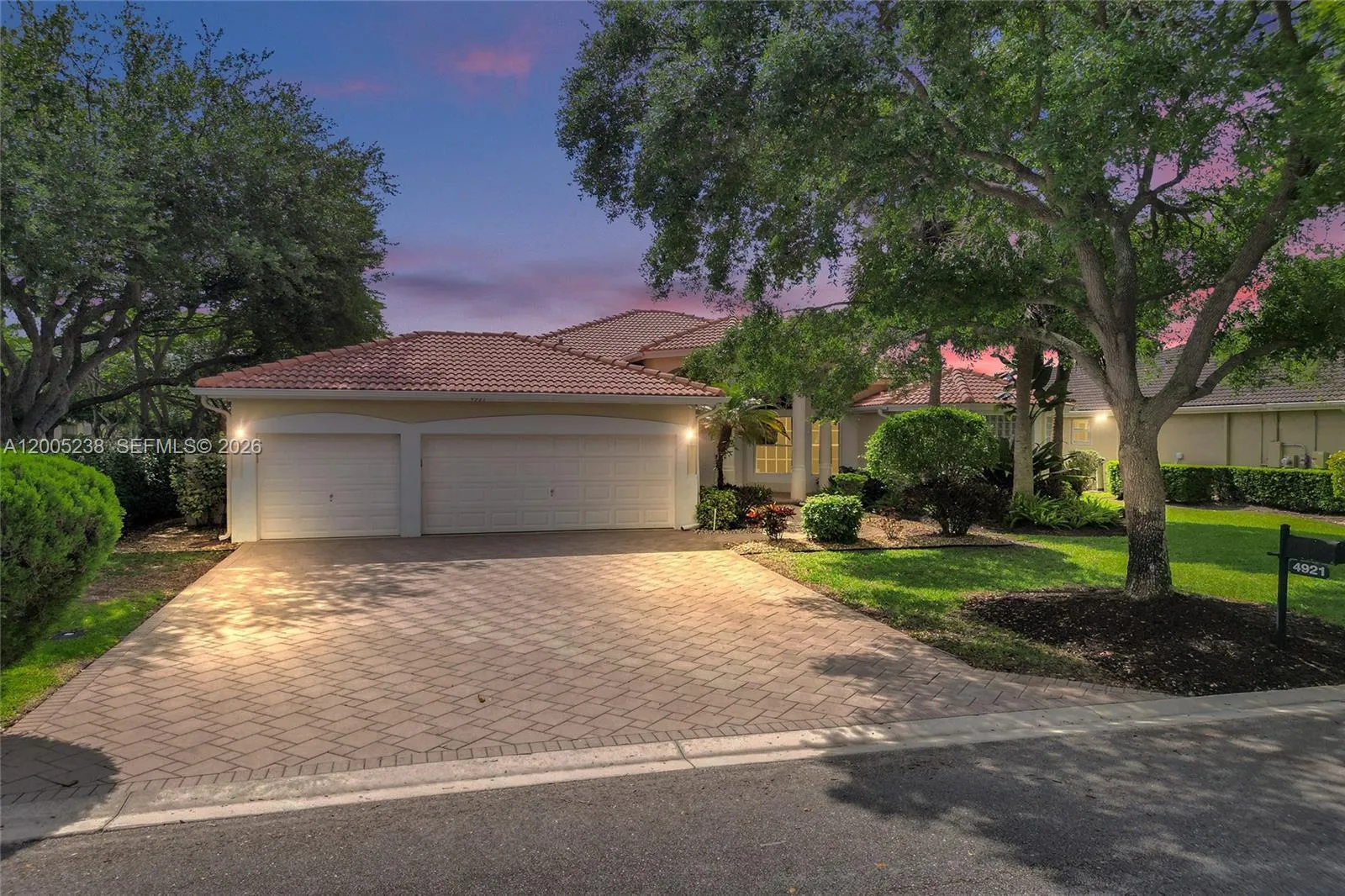 4921 Nw 112th Dr, Coral Springs, Florida 33076, Coral Springs, Florida 33076, 5 Bedrooms Bedrooms, ,3 BathroomsBathrooms,Residential,For Sale,4921 Nw 112th Dr, Coral Springs, Florida 33076,A12005238