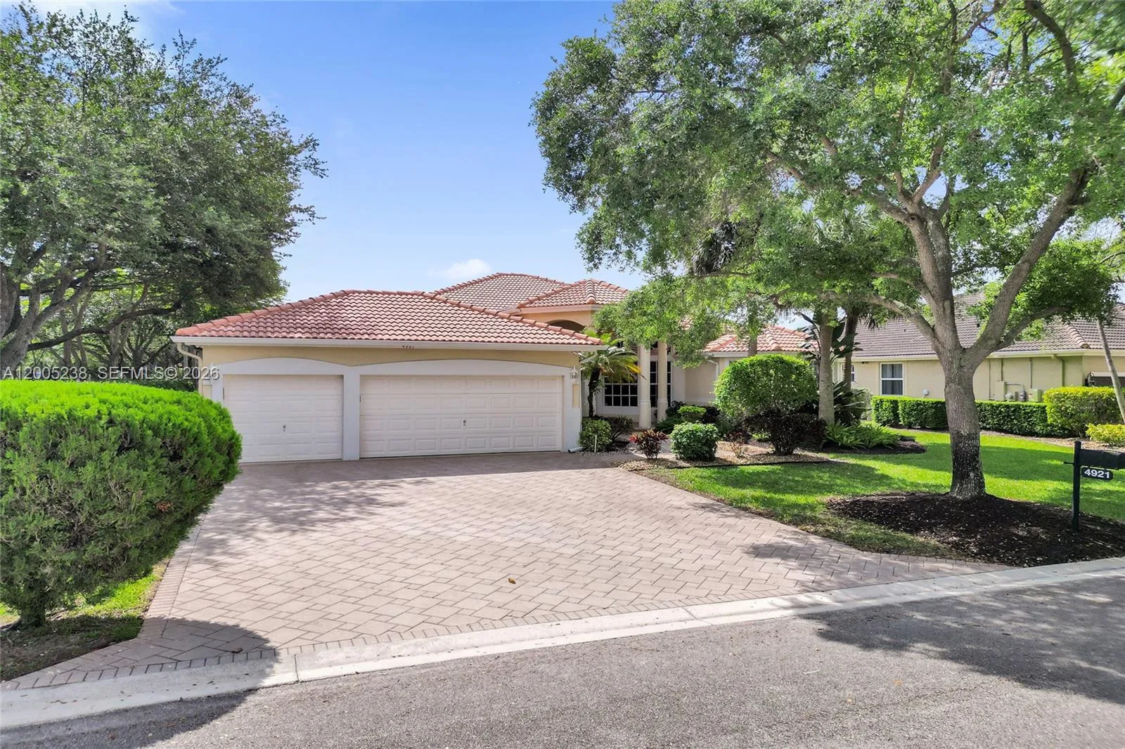 4921 Nw 112th Dr, Coral Springs, Florida 33076, Coral Springs, Florida 33076, 5 Bedrooms Bedrooms, ,3 BathroomsBathrooms,Residential,For Sale,4921 Nw 112th Dr, Coral Springs, Florida 33076,A12005238