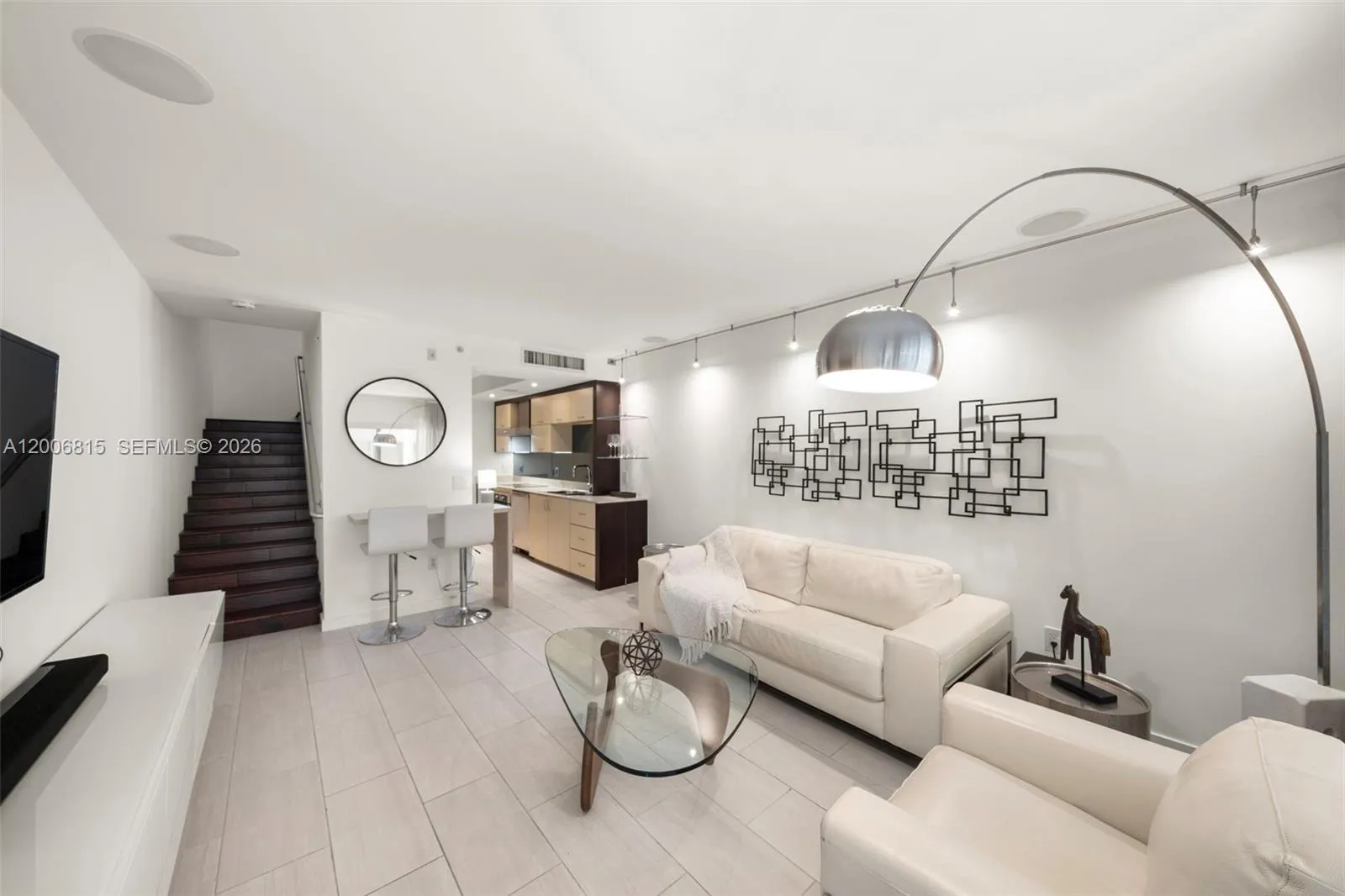 2130 Park Ave 3, Miami Beach, Florida 33139, Miami Beach, Florida 33139, 1 Bedroom Bedrooms, ,1 BathroomBathrooms,Residential,For Sale,2130 Park Ave 3, Miami Beach, Florida 33139,A12006815