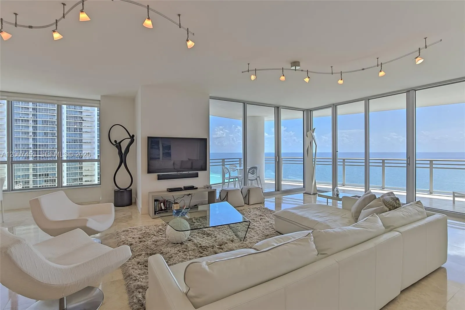3535 S Ocean Dr 2002, Hollywood, Florida 33019, Hollywood, Florida 33019, 3 Bedrooms Bedrooms, ,3 BathroomsBathrooms,Residential Lease,For Rent,3535 S Ocean Dr 2002, Hollywood, Florida 33019,A12007453