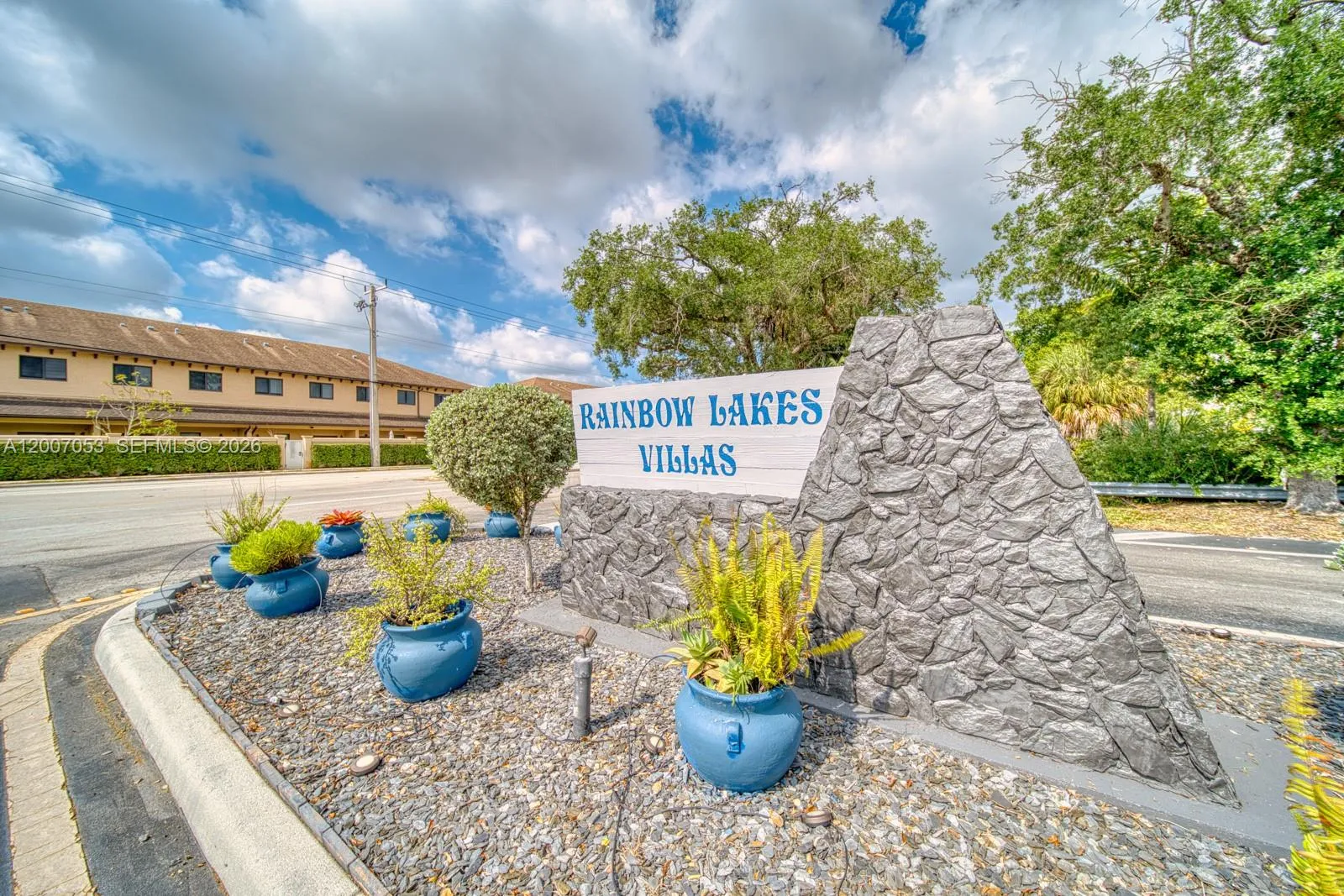 1720 Nw 92nd Ave, Pembroke Pines, Florida 33024, Pembroke Pines, Florida 33024, 2 Bedrooms Bedrooms, ,2 BathroomsBathrooms,Residential,For Sale,1720 Nw 92nd Ave, Pembroke Pines, Florida 33024,A12007053