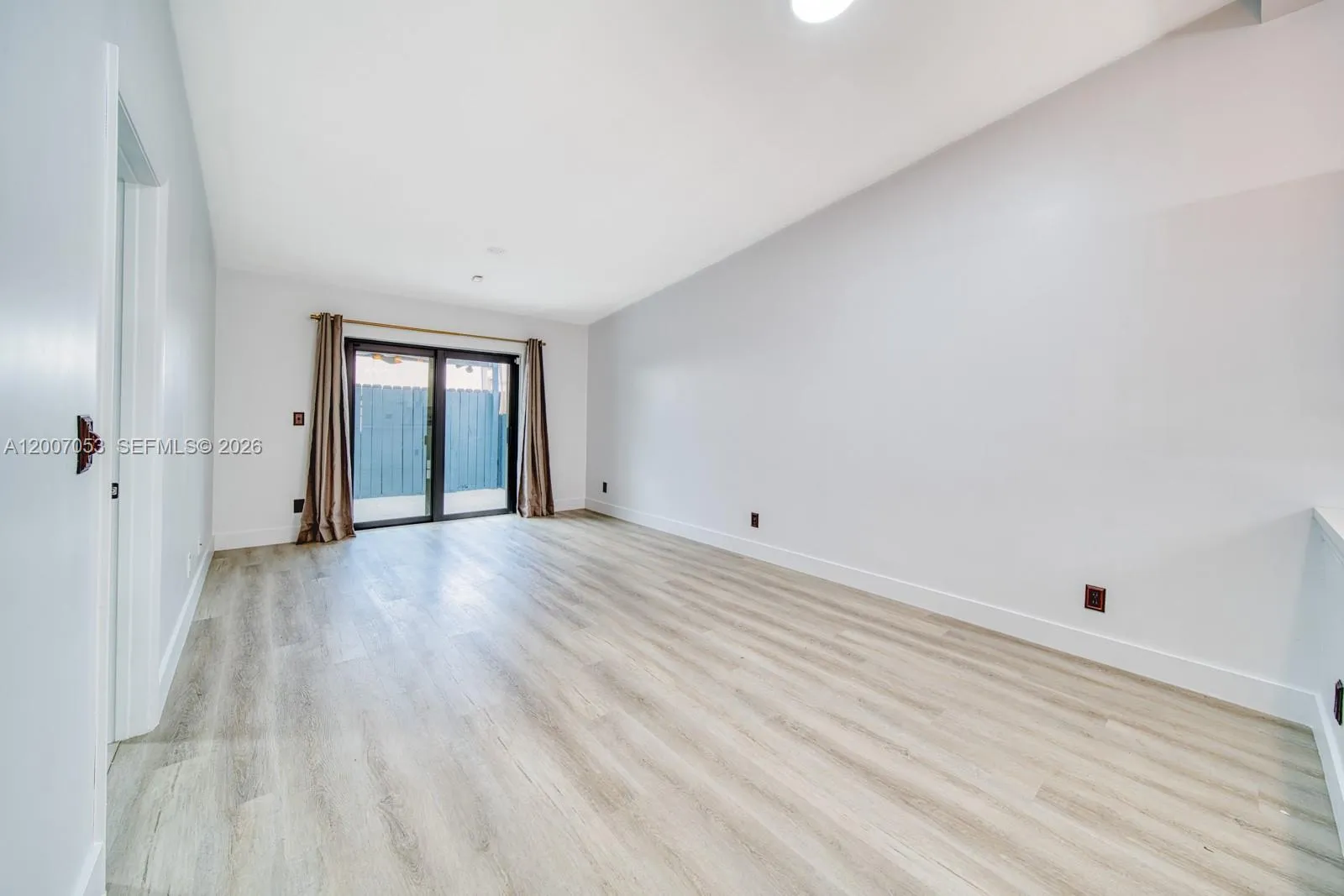 1720 Nw 92nd Ave, Pembroke Pines, Florida 33024, Pembroke Pines, Florida 33024, 2 Bedrooms Bedrooms, ,2 BathroomsBathrooms,Residential,For Sale,1720 Nw 92nd Ave, Pembroke Pines, Florida 33024,A12007053