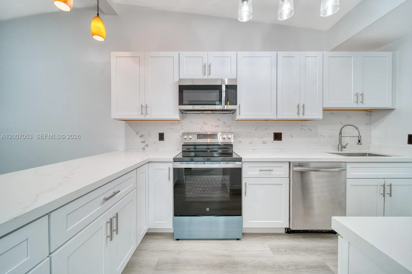 1720 Nw 92nd Ave, Pembroke Pines, Florida 33024, Pembroke Pines, Florida 33024, 2 Bedrooms Bedrooms, ,2 BathroomsBathrooms,Residential,For Sale,1720 Nw 92nd Ave, Pembroke Pines, Florida 33024,A12007053