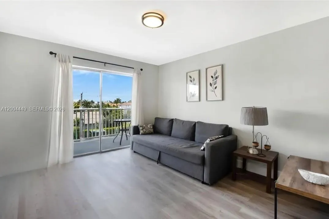 3527 Ne 168th St 409, North Miami Beach, Florida 3, North Miami Beach, Florida 33160, 2 Bedrooms Bedrooms, ,2 BathroomsBathrooms,Residential,For Sale,3527 Ne 168th St 409, North Miami Beach, Florida 3,A12004449