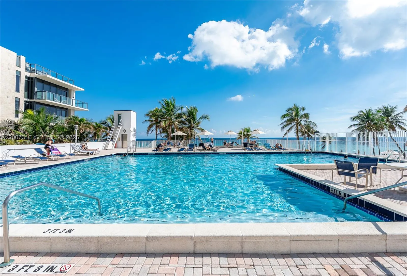2301 S Ocean Dr 1102, Hollywood, Florida 33019, Hollywood, Florida 33019, 1 Bedroom Bedrooms, ,1 BathroomBathrooms,Residential,For Sale,2301 S Ocean Dr 1102, Hollywood, Florida 33019,A12007310