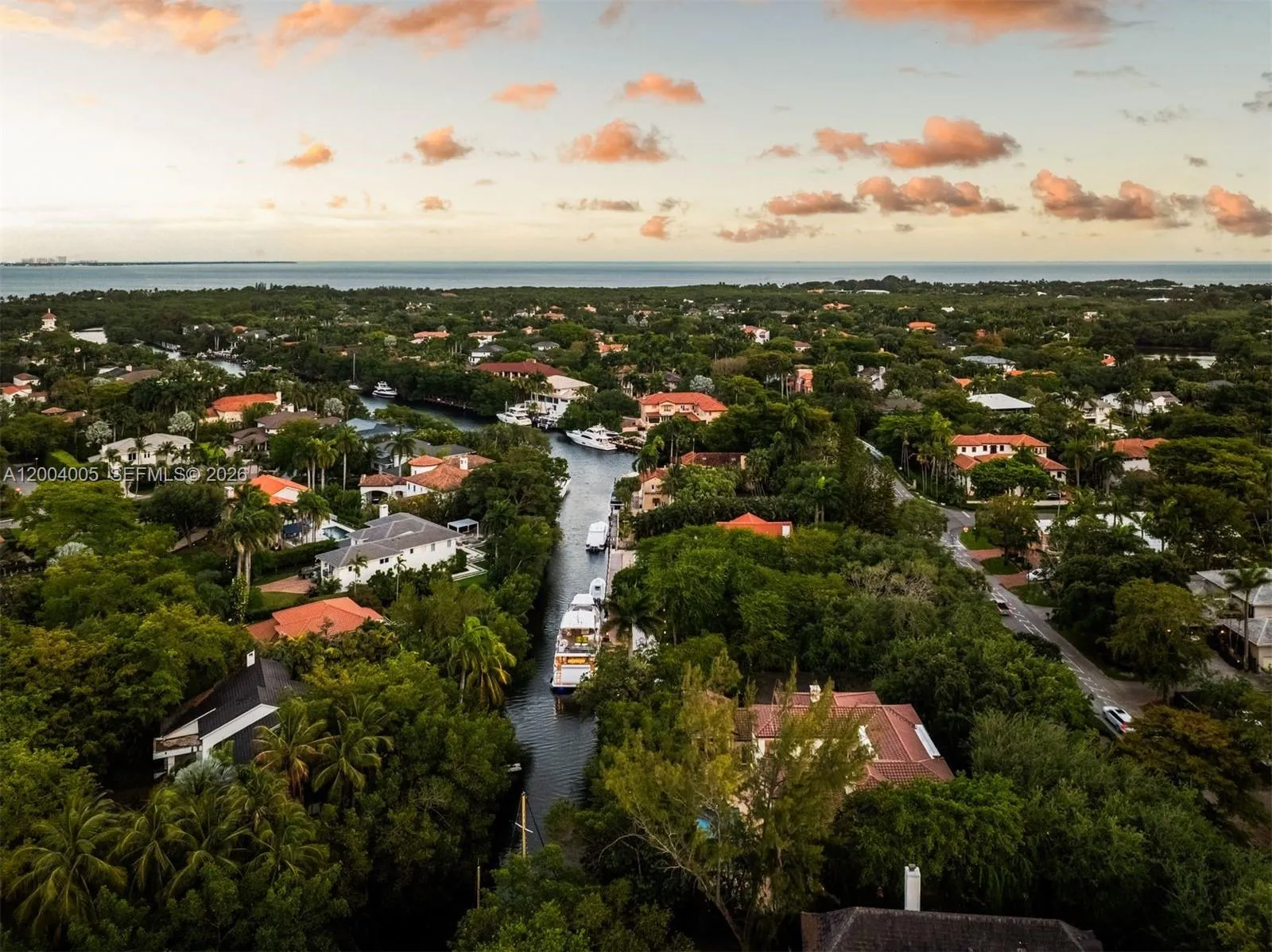 255 Cocoplum Rd, Coral Gables, Florida 33143, Coral Gables, Florida 33143, 6 Bedrooms Bedrooms, ,7 BathroomsBathrooms,Residential,For Sale,255 Cocoplum Rd, Coral Gables, Florida 33143,A12004005