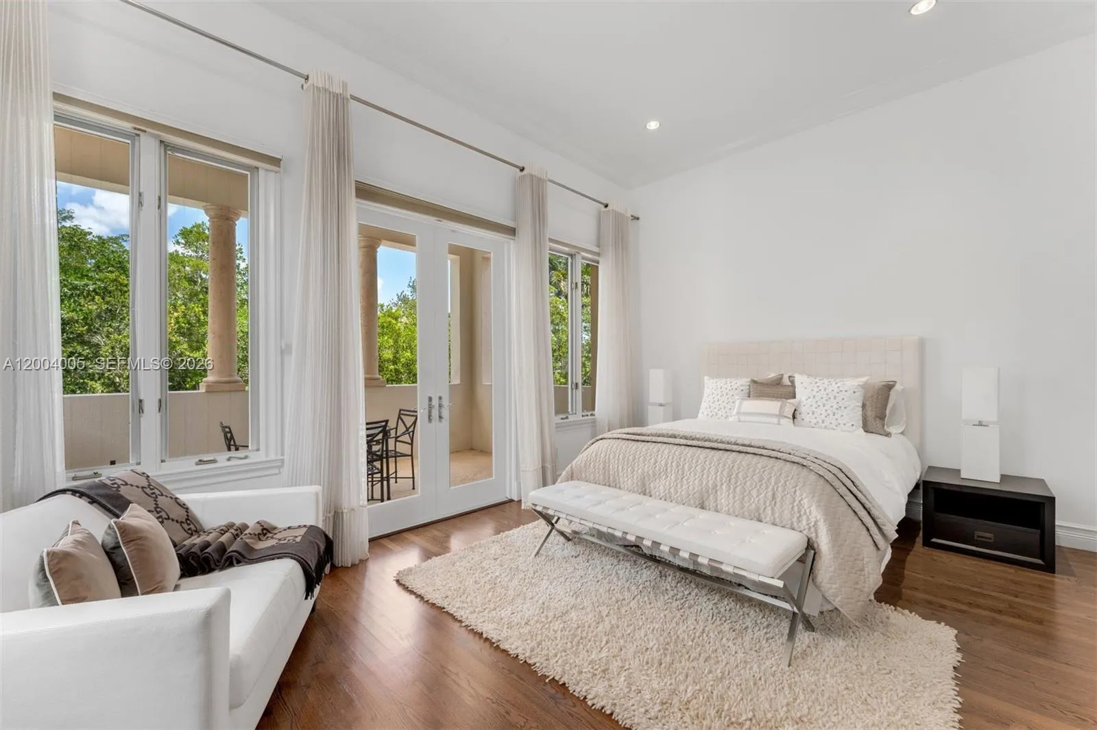 255 Cocoplum Rd, Coral Gables, Florida 33143, Coral Gables, Florida 33143, 6 Bedrooms Bedrooms, ,7 BathroomsBathrooms,Residential,For Sale,255 Cocoplum Rd, Coral Gables, Florida 33143,A12004005