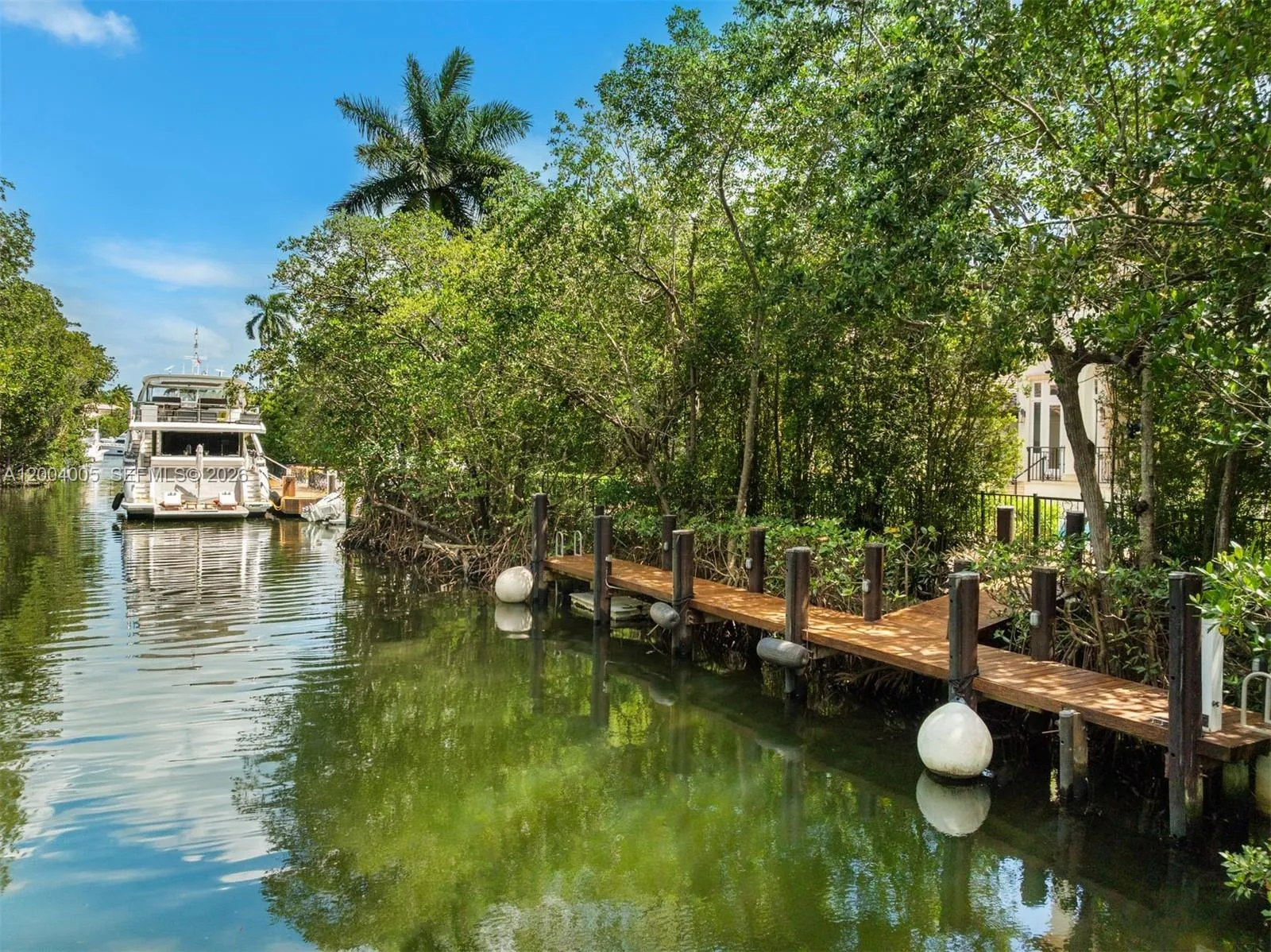 255 Cocoplum Rd, Coral Gables, Florida 33143, Coral Gables, Florida 33143, 6 Bedrooms Bedrooms, ,7 BathroomsBathrooms,Residential,For Sale,255 Cocoplum Rd, Coral Gables, Florida 33143,A12004005