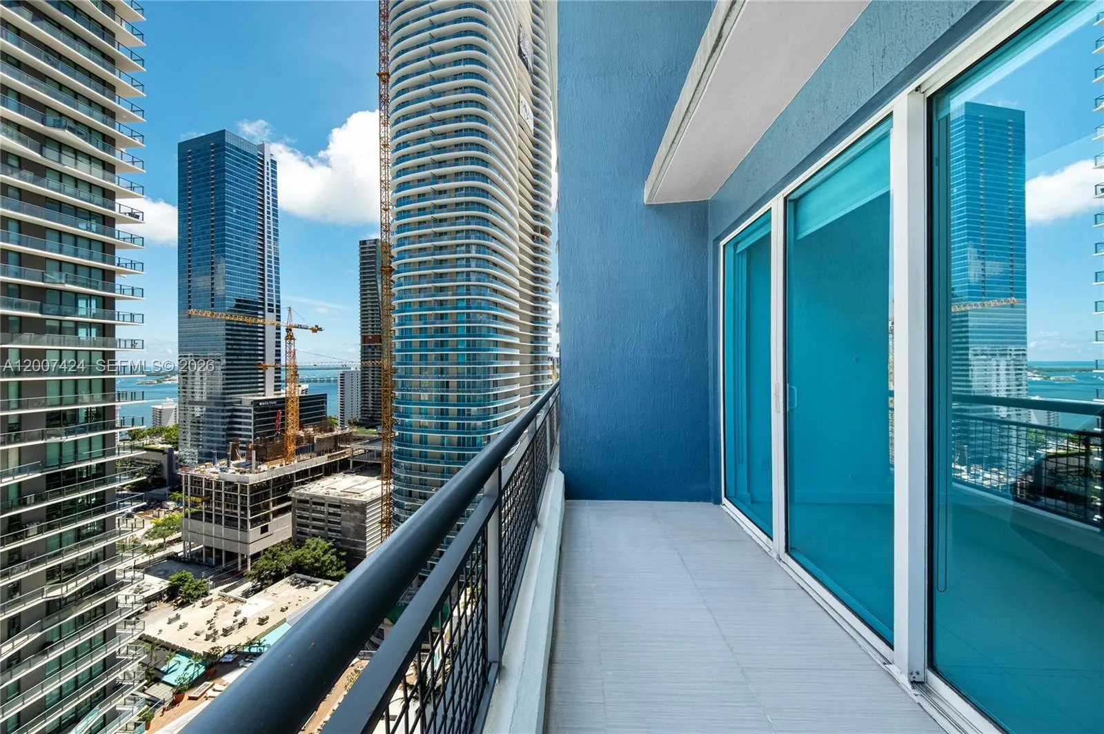 60 Sw 13th St 2420, Miami, Florida 33130, Miami, Florida 33130, 1 Bedroom Bedrooms, ,1 BathroomBathrooms,Residential Lease,For Rent,60 Sw 13th St 2420, Miami, Florida 33130,A12007424