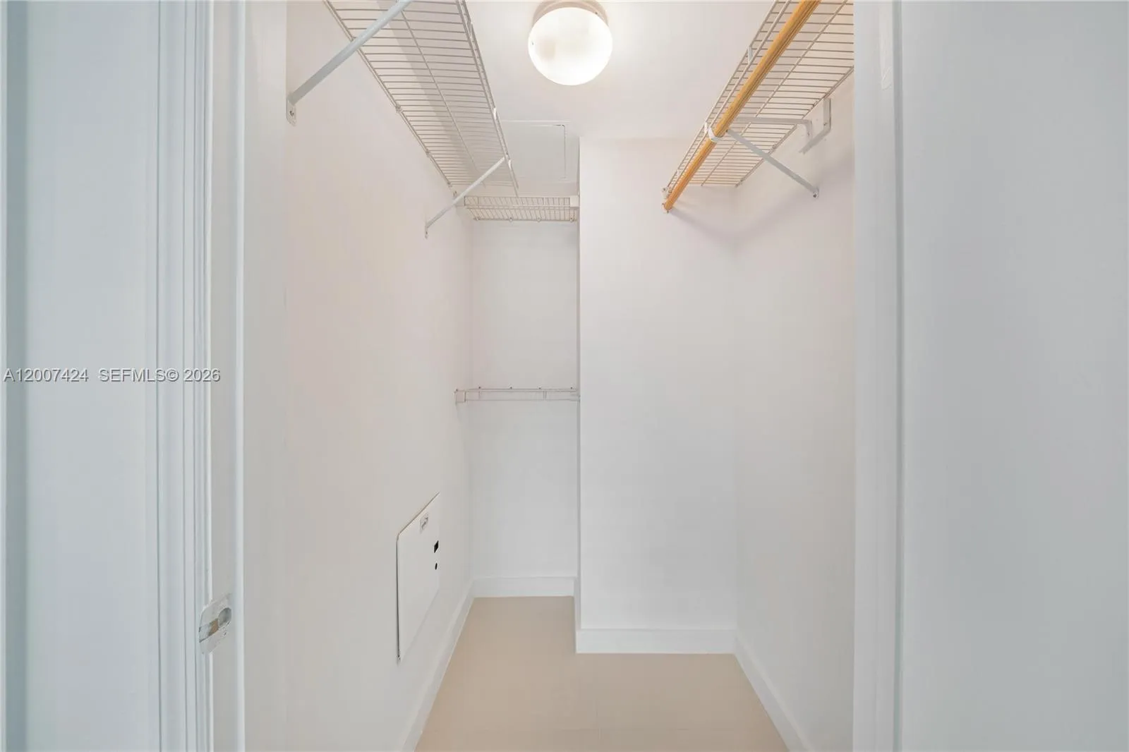 60 Sw 13th St 2420, Miami, Florida 33130, Miami, Florida 33130, 1 Bedroom Bedrooms, ,1 BathroomBathrooms,Residential Lease,For Rent,60 Sw 13th St 2420, Miami, Florida 33130,A12007424