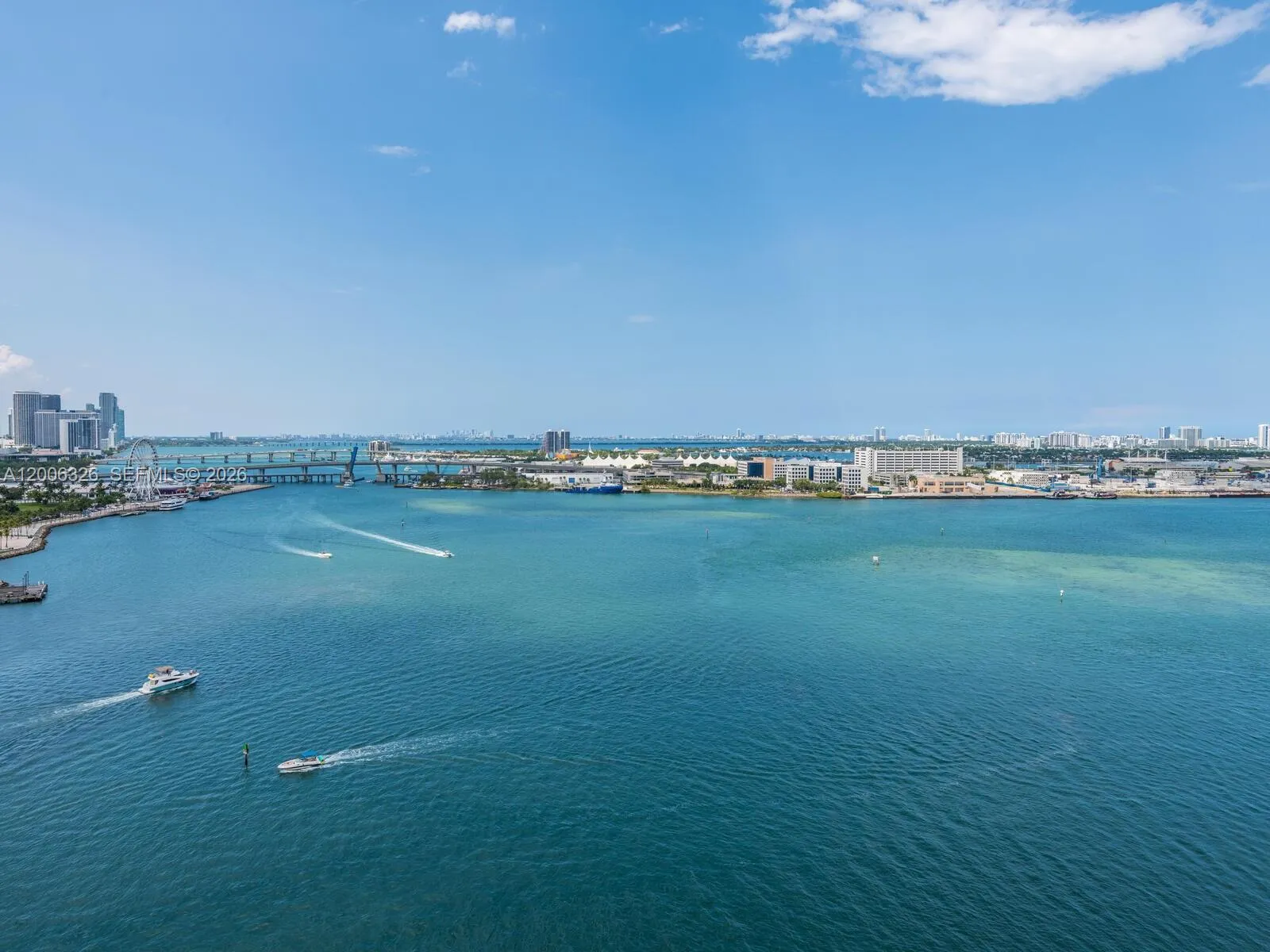 888 Brickell Key Dr 2112, Miami, Florida 33131, Miami, Florida 33131, 2 Bedrooms Bedrooms, ,2 BathroomsBathrooms,Residential Lease,For Rent,888 Brickell Key Dr 2112, Miami, Florida 33131,A12006326