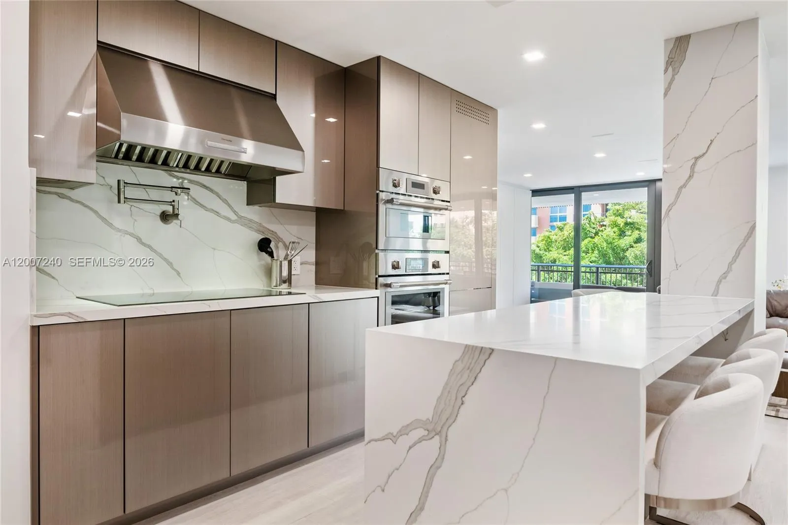 2901 S Bayshore Dr 5e, Miami, Florida 33133, Miami, Florida 33133, 1 Bedroom Bedrooms, ,2 BathroomsBathrooms,Residential Lease,For Rent,2901 S Bayshore Dr 5e, Miami, Florida 33133,A12007240