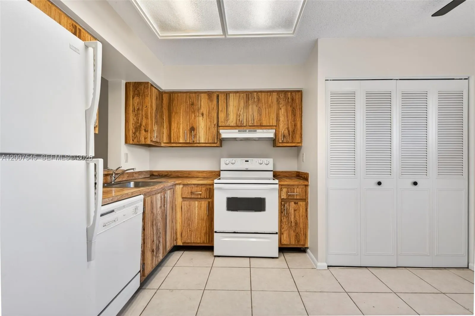357 N Rock Island Rd 207, Margate, Florida 33063, Margate, Florida 33063, 2 Bedrooms Bedrooms, ,2 BathroomsBathrooms,Residential Lease,For Rent,357 N Rock Island Rd 207, Margate, Florida 33063,A12007545