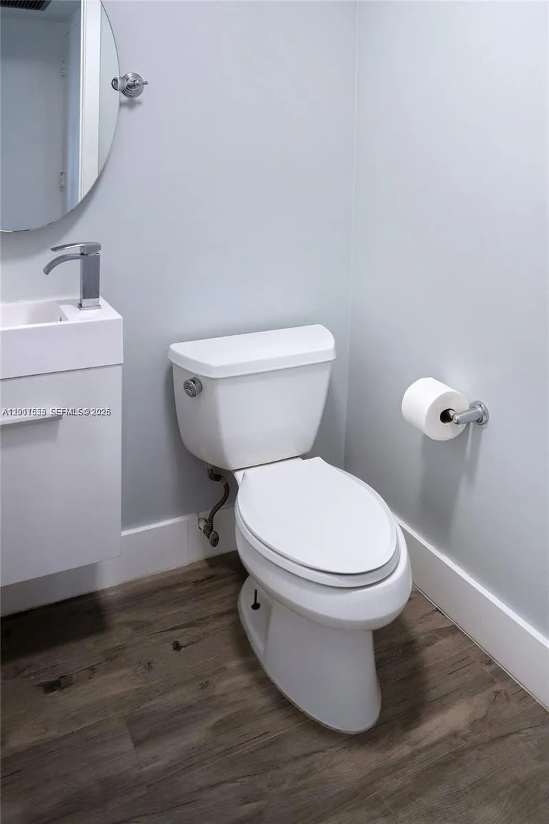 1600 S Ocean Dr 17d, Hollywood, Florida 33019, Hollywood, Florida 33019, 1 Bedroom Bedrooms, ,1 BathroomBathrooms,Residential,For Sale,1600 S Ocean Dr 17d, Hollywood, Florida 33019,A12007555