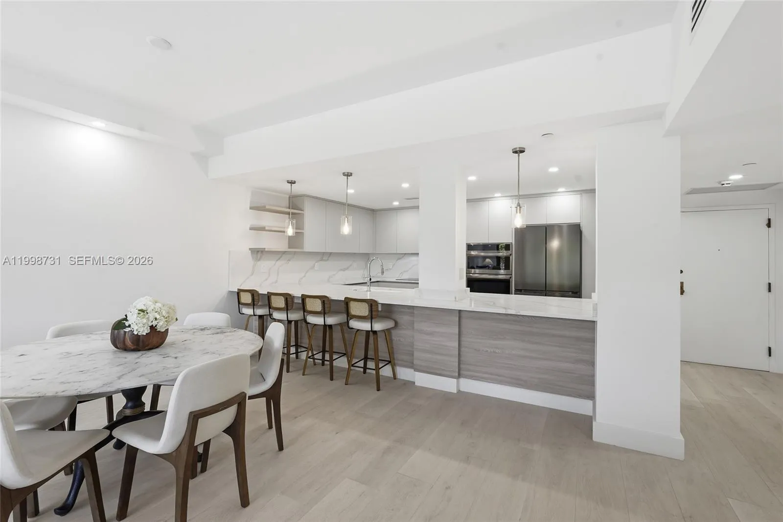 251 Crandon Blvd 202, Key Biscayne, Florida 33149, Key Biscayne, Florida 33149, 2 Bedrooms Bedrooms, ,2 BathroomsBathrooms,Residential Lease,For Rent,251 Crandon Blvd 202, Key Biscayne, Florida 33149,A11998731