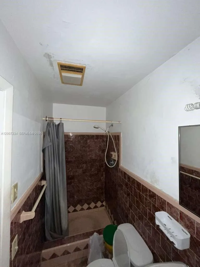 6841 Sw 16th Ct, Pembroke Pines, Florida 33023, Pembroke Pines, Florida 33023, 4 Bedrooms Bedrooms, ,3 BathroomsBathrooms,Residential,For Sale,6841 Sw 16th Ct, Pembroke Pines, Florida 33023,A12007334