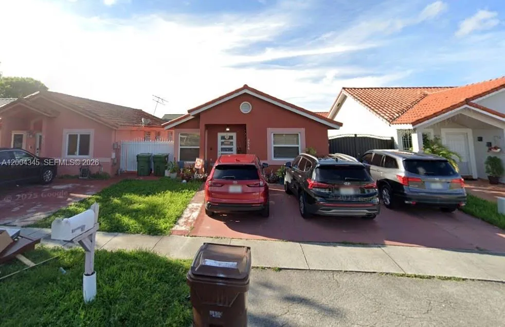2514 W 74th St, Hialeah, Florida 33016, Hialeah, Florida 33016, 2 Bedrooms Bedrooms, ,2 BathroomsBathrooms,Residential,For Sale,2514 W 74th St, Hialeah, Florida 33016,A12004345