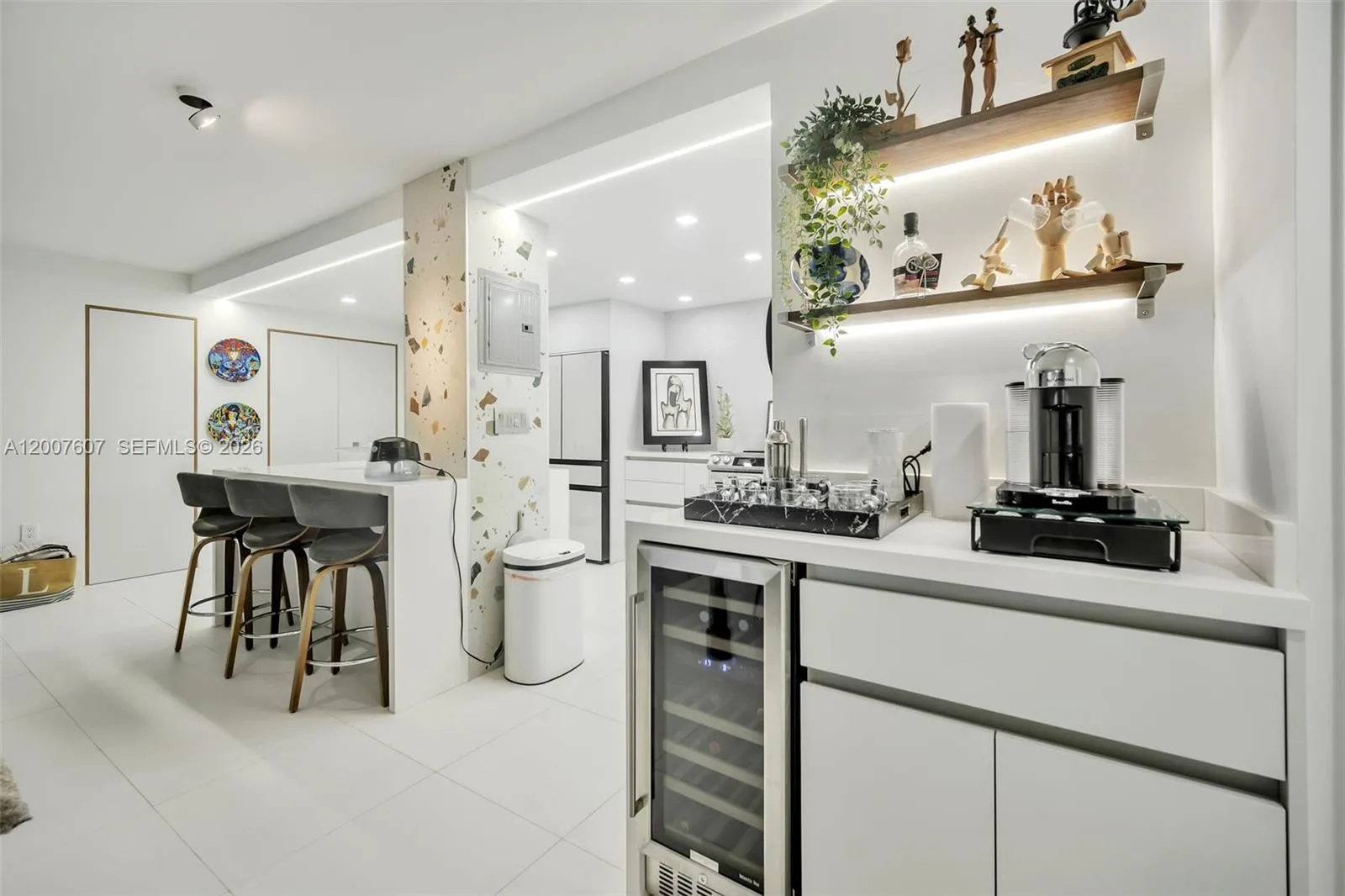 6801 Indian Creek Dr 304, Miami Beach, Florida 331, Miami Beach, Florida 33141, 1 Bedroom Bedrooms, ,1 BathroomBathrooms,Residential,For Sale,6801 Indian Creek Dr 304, Miami Beach, Florida 331,A12007607