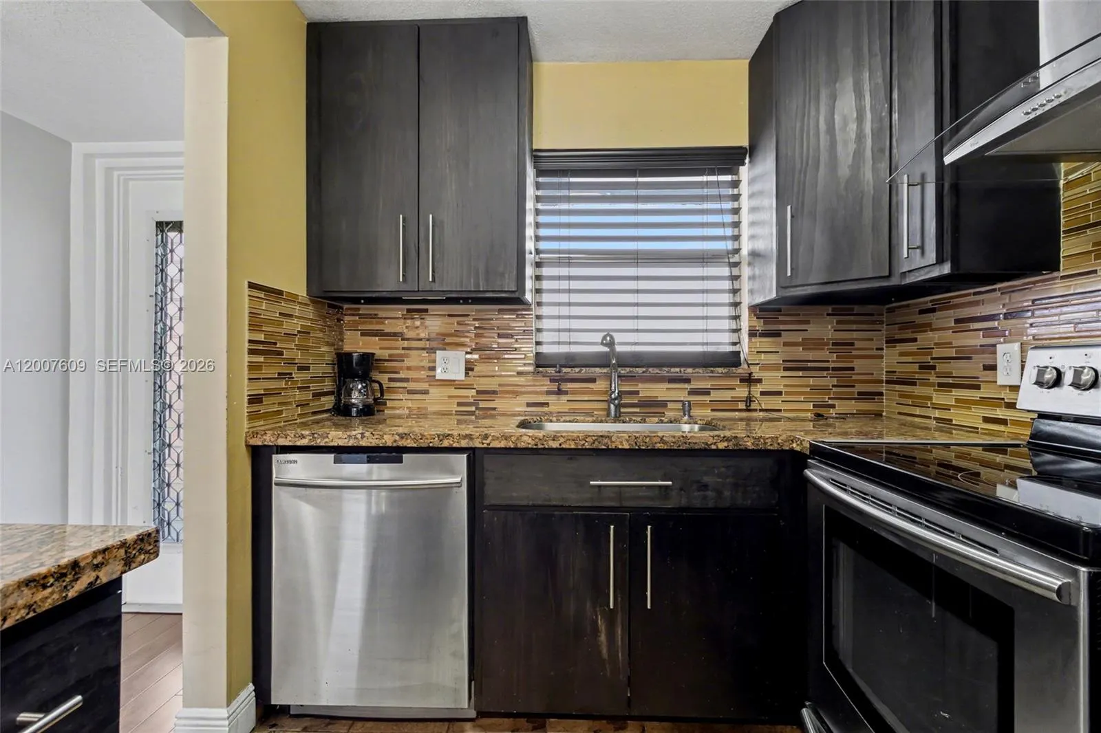 Margate, Florida 33063, 2 Bedrooms Bedrooms, ,1 BathroomBathrooms,Residential,For Sale,A12007609