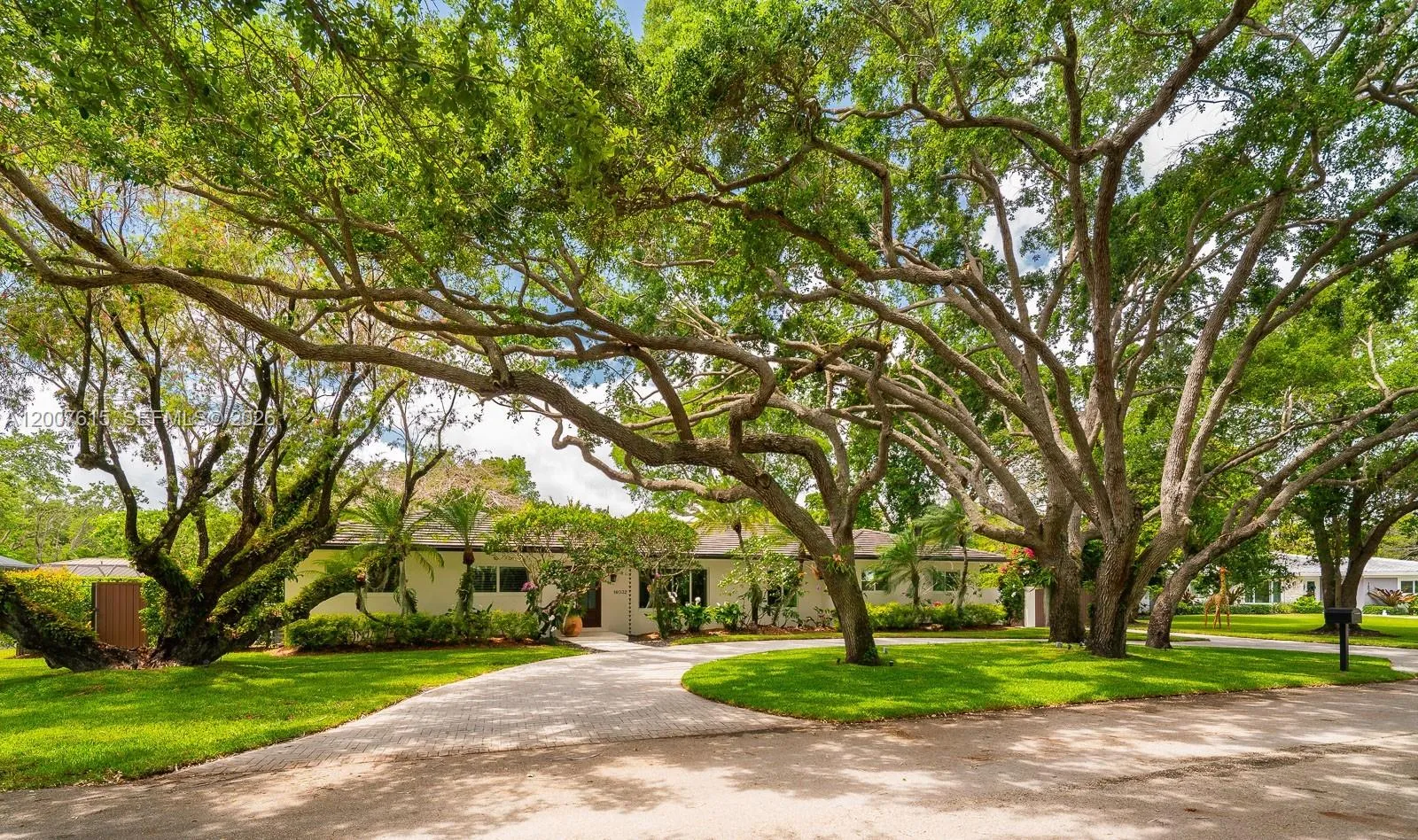 16032 Sw 74th Pl, Palmetto Bay, Florida 33157, Palmetto Bay, Florida 33157, 4 Bedrooms Bedrooms, ,2 BathroomsBathrooms,Residential,For Sale,16032 Sw 74th Pl, Palmetto Bay, Florida 33157,A12007615
