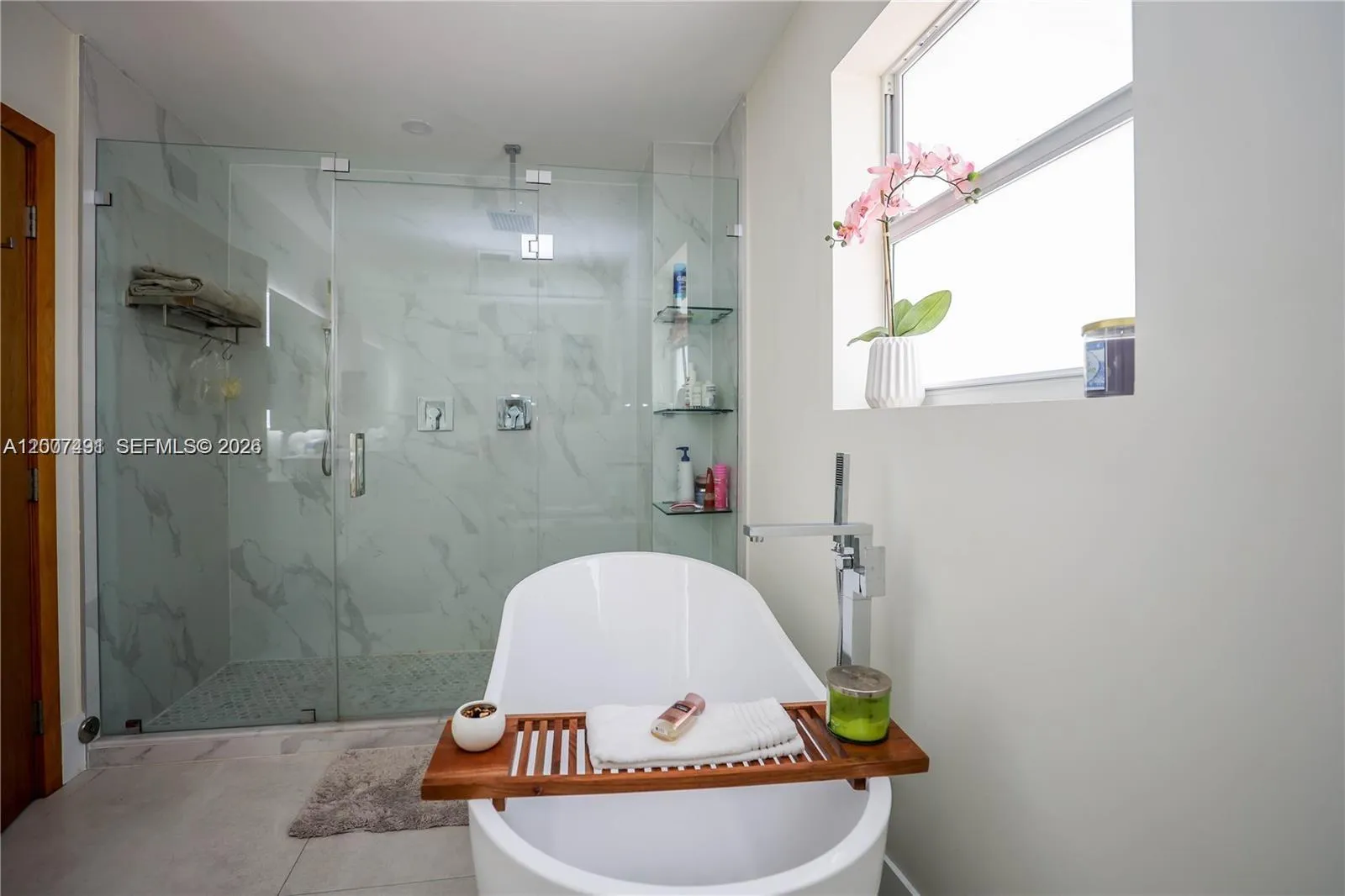 5620 Alton Rd, Miami Beach, Florida 33140, Miami Beach, Florida 33140, 4 Bedrooms Bedrooms, ,4 BathroomsBathrooms,Residential,For Sale,5620 Alton Rd, Miami Beach, Florida 33140,A12007491