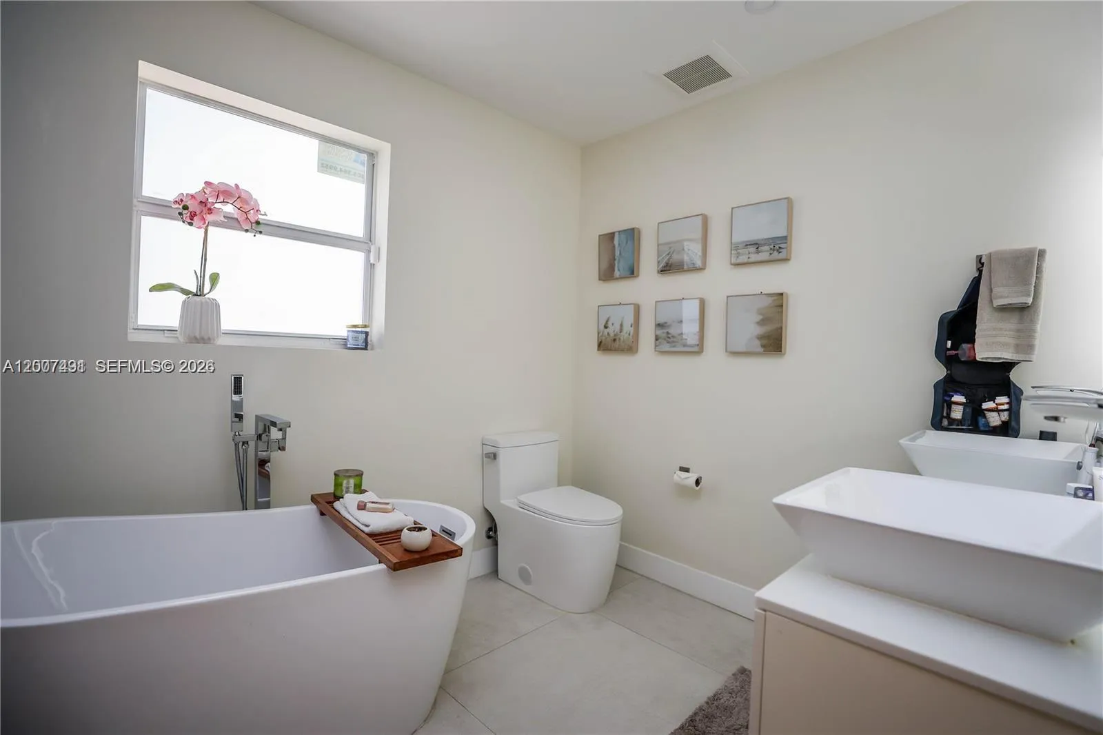 5620 Alton Rd, Miami Beach, Florida 33140, Miami Beach, Florida 33140, 4 Bedrooms Bedrooms, ,4 BathroomsBathrooms,Residential,For Sale,5620 Alton Rd, Miami Beach, Florida 33140,A12007491