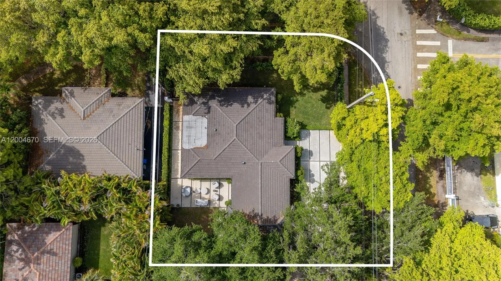 831 Cortez St, Coral Gables, Florida 33134, Coral Gables, Florida 33134, 3 Bedrooms Bedrooms, ,3 BathroomsBathrooms,Residential,For Sale,831 Cortez St, Coral Gables, Florida 33134,A12004670