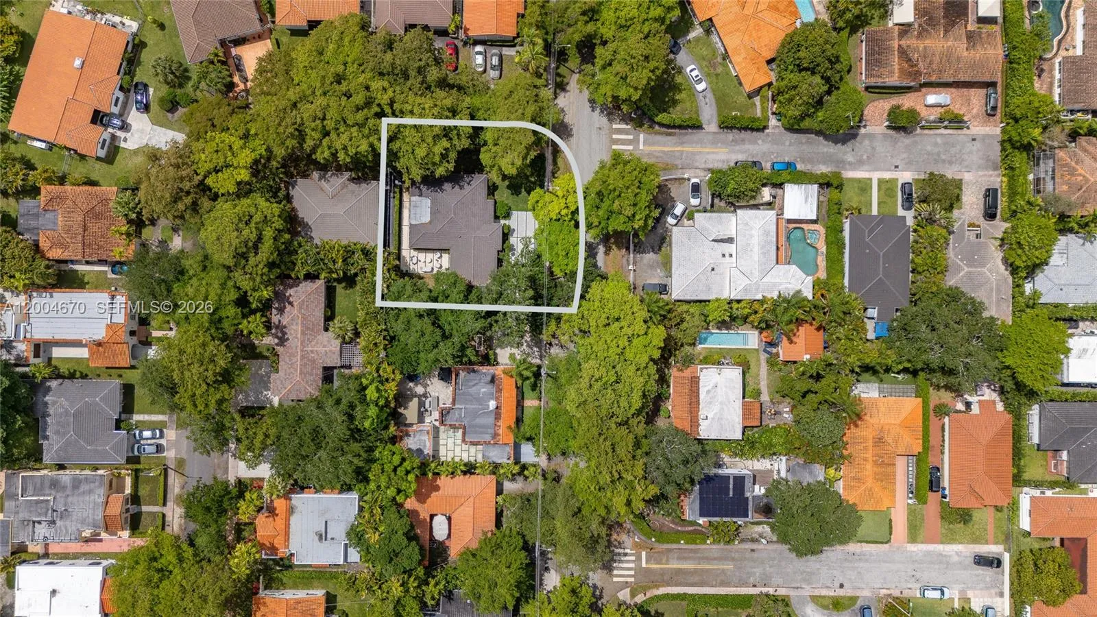 831 Cortez St, Coral Gables, Florida 33134, Coral Gables, Florida 33134, 3 Bedrooms Bedrooms, ,3 BathroomsBathrooms,Residential,For Sale,831 Cortez St, Coral Gables, Florida 33134,A12004670