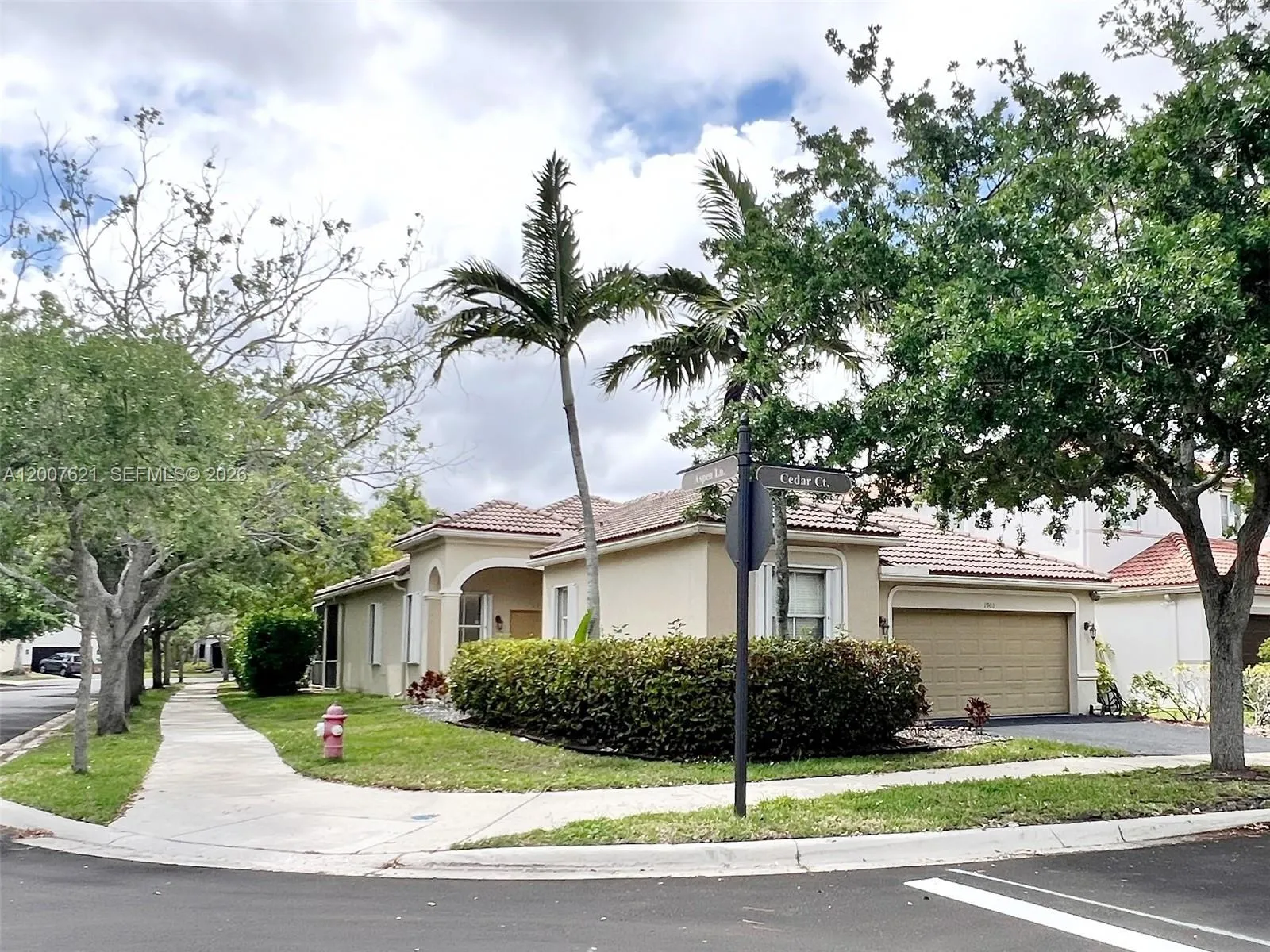 1901 Cedar Ct, Weston, Florida 33327, Weston, Florida 33327, 4 Bedrooms Bedrooms, ,2 BathroomsBathrooms,Residential Lease,For Rent,1901 Cedar Ct, Weston, Florida 33327,A12007621 1901 Cedar Ct, Weston, Florida 33327, Weston, Florida 33327, 4 Bedrooms Bedrooms, ,2 BathroomsBathrooms,Residential Lease,For Rent,1901 Cedar Ct, Weston, Florida 33327,A12007621