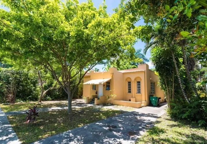 305 Ne 2nd Ave Na, Dania Beach, Florida 33004, Dania Beach, Florida 33004, 3 Bedrooms Bedrooms, ,2 BathroomsBathrooms,Residential Lease,For Rent,305 Ne 2nd Ave Na, Dania Beach, Florida 33004,A12007675