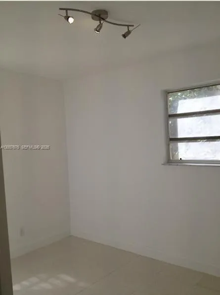 305 Ne 2nd Ave Na, Dania Beach, Florida 33004, Dania Beach, Florida 33004, 3 Bedrooms Bedrooms, ,2 BathroomsBathrooms,Residential Lease,For Rent,305 Ne 2nd Ave Na, Dania Beach, Florida 33004,A12007675