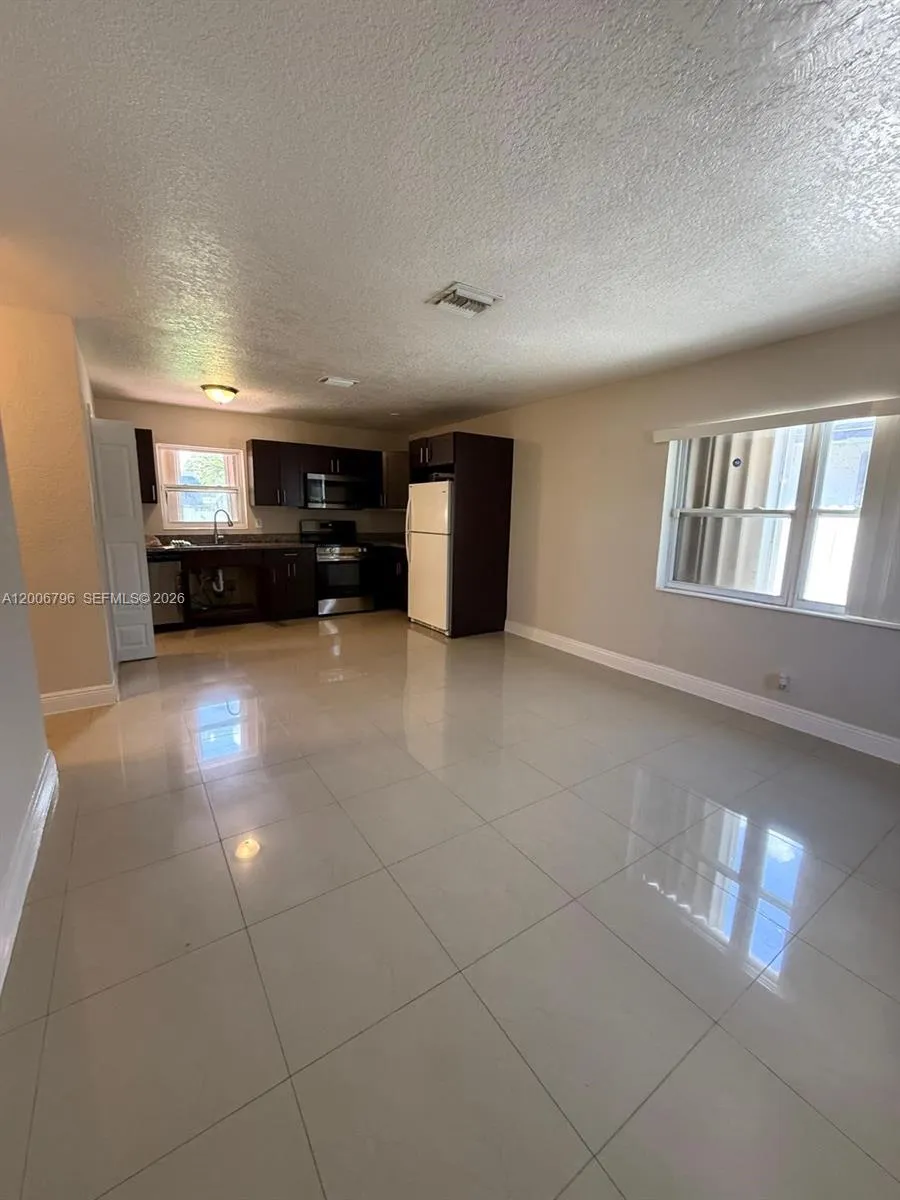 525 Nw 15th Ter, Fort Lauderdale, Florida 33311, Fort Lauderdale, Florida 33311, 3 Bedrooms Bedrooms, ,2 BathroomsBathrooms,Residential,For Sale,525 Nw 15th Ter, Fort Lauderdale, Florida 33311,A12006796