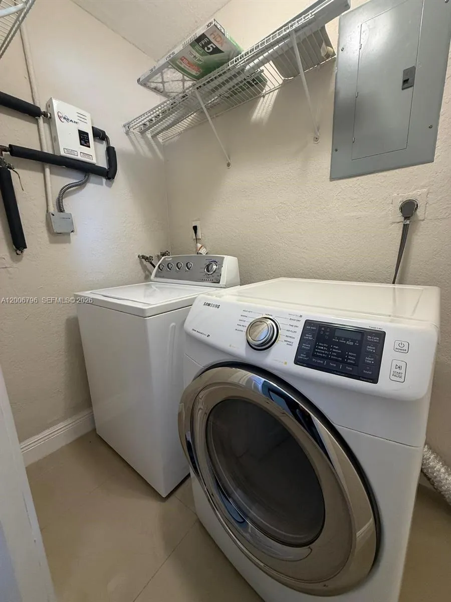 525 Nw 15th Ter, Fort Lauderdale, Florida 33311, Fort Lauderdale, Florida 33311, 3 Bedrooms Bedrooms, ,2 BathroomsBathrooms,Residential,For Sale,525 Nw 15th Ter, Fort Lauderdale, Florida 33311,A12006796