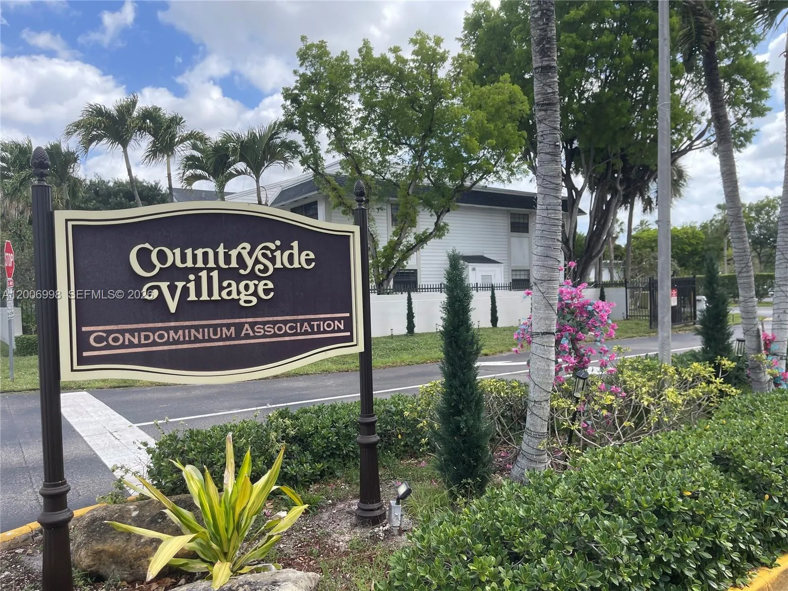 19055 Nw 62nd Ave 205, Hialeah, Florida 33015, Hialeah, Florida 33015, 2 Bedrooms Bedrooms, ,1 BathroomBathrooms,Residential,For Sale,19055 Nw 62nd Ave 205, Hialeah, Florida 33015,A12006998