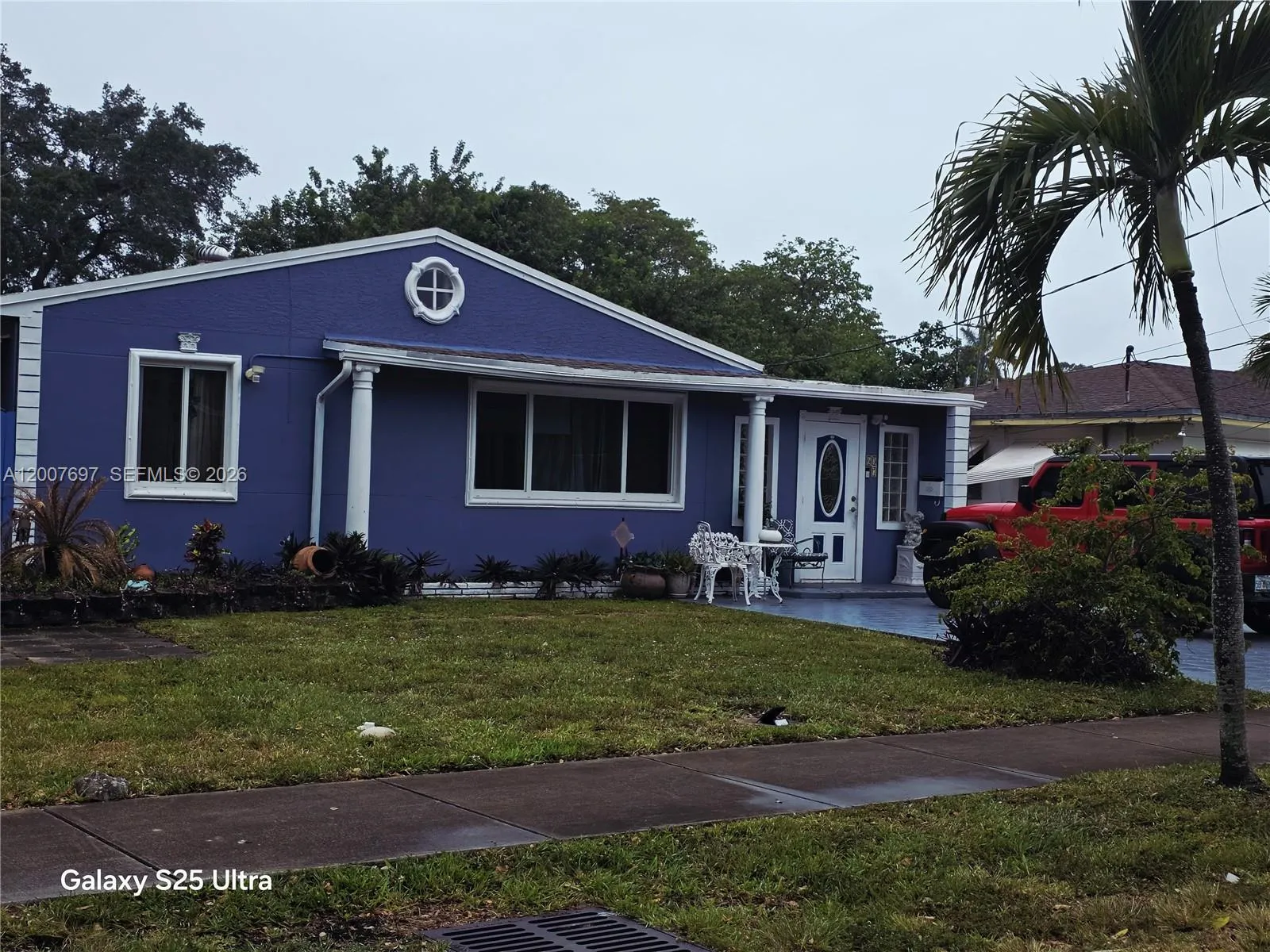 Hallandale Beach, Florida 33009, 3 Bedrooms Bedrooms, ,2 BathroomsBathrooms,Residential,For Sale,A12007697