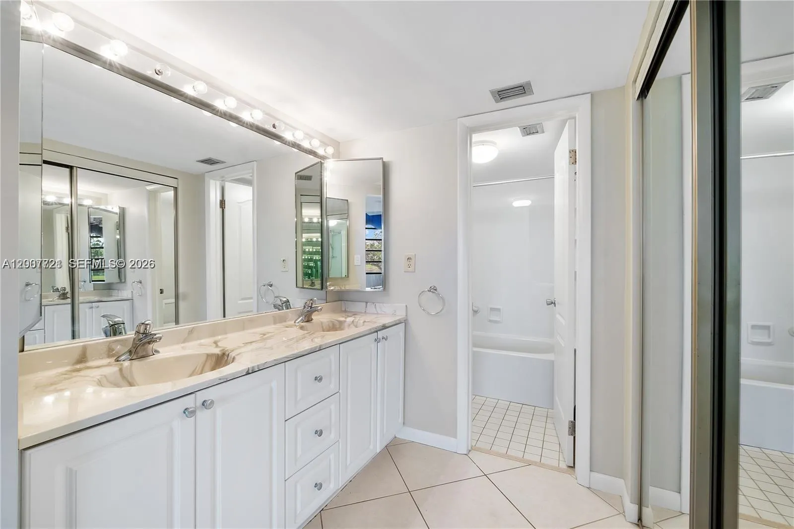 1101 Colony Point Cir 101, Pembroke Pines, Florida, Pembroke Pines, Florida 33026, 2 Bedrooms Bedrooms, ,2 BathroomsBathrooms,Residential,For Sale,1101 Colony Point Cir 101, Pembroke Pines, Florida,A12007721